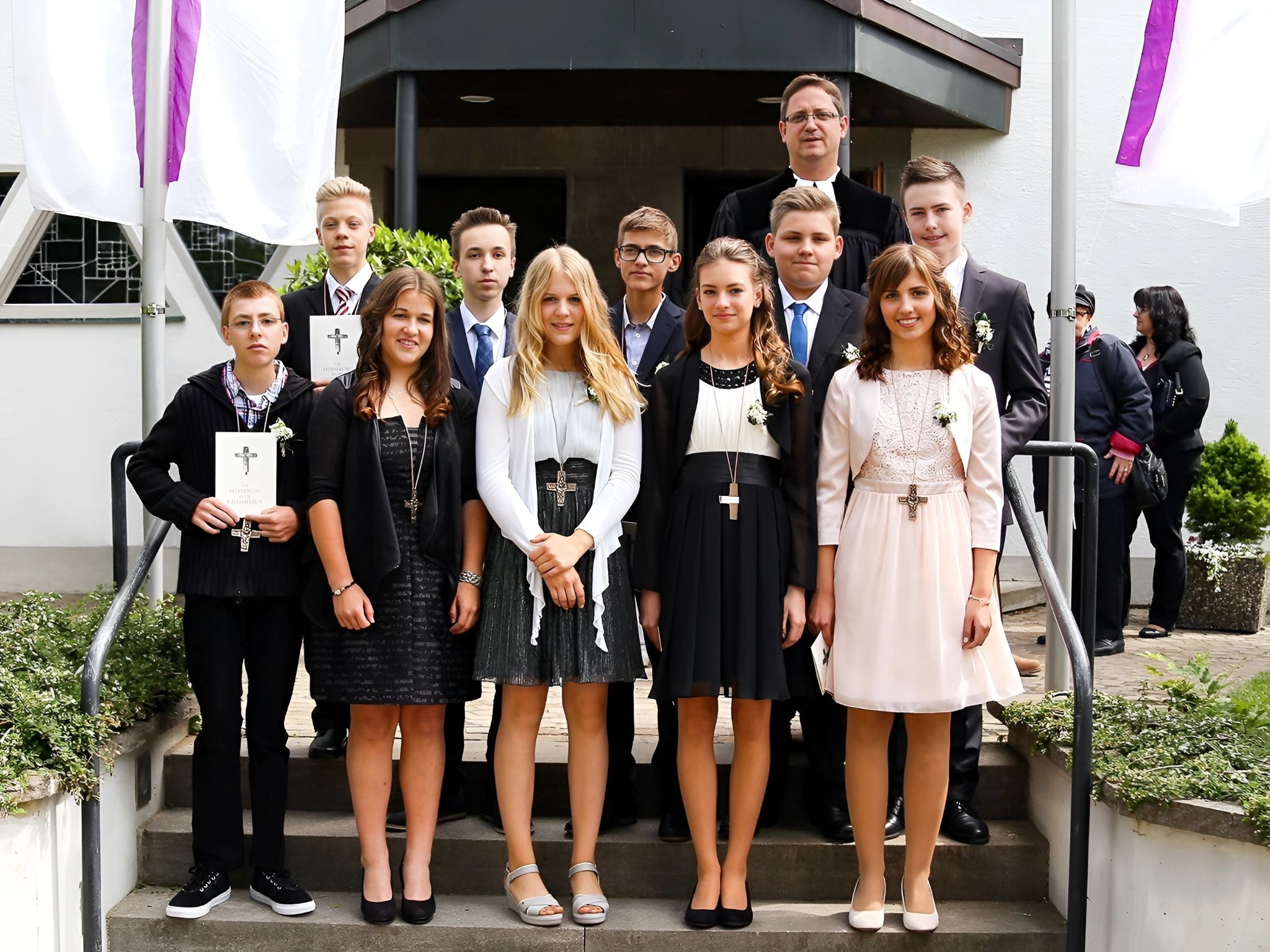 Gruppenfoto Konfirmation 2015