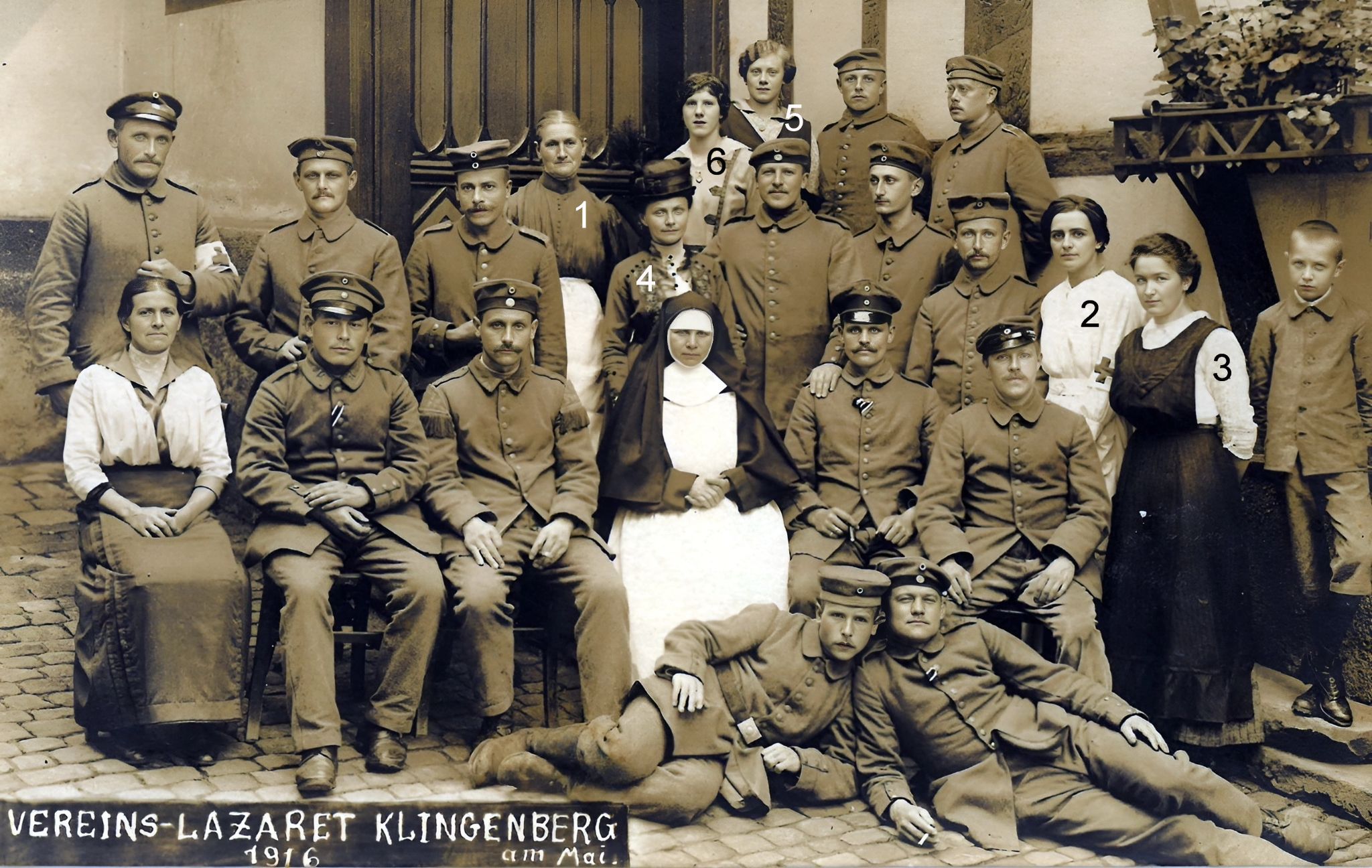 Gruppenfoto Vereinslazarett 1916 (teilweise mit Namen)