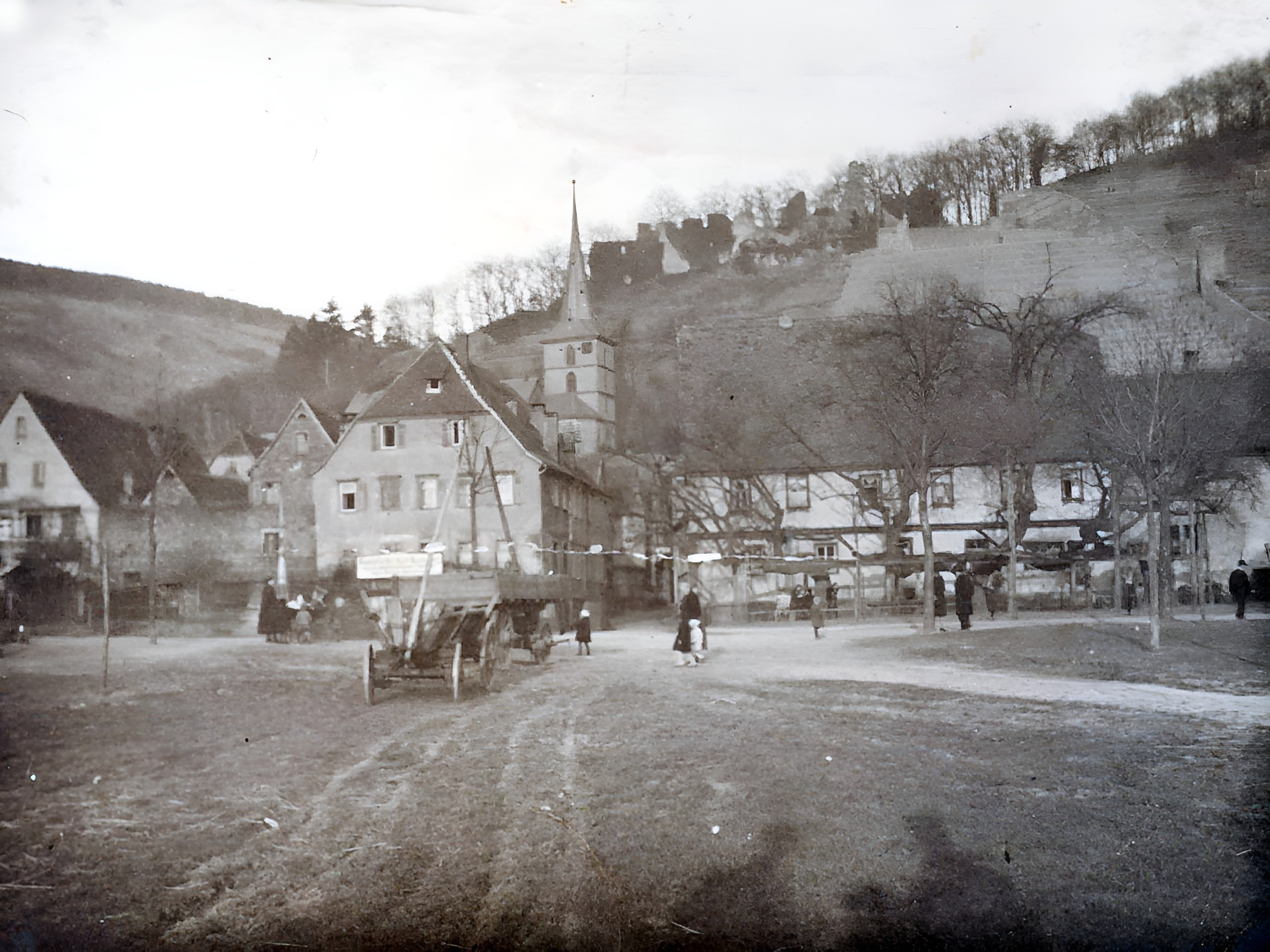 Zwischen Lindenflecken und Greichtslinden