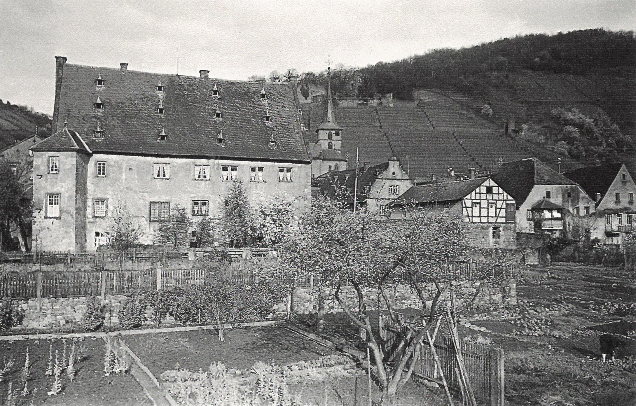 Blick auf Schloss, Kirche und Burg um 1938