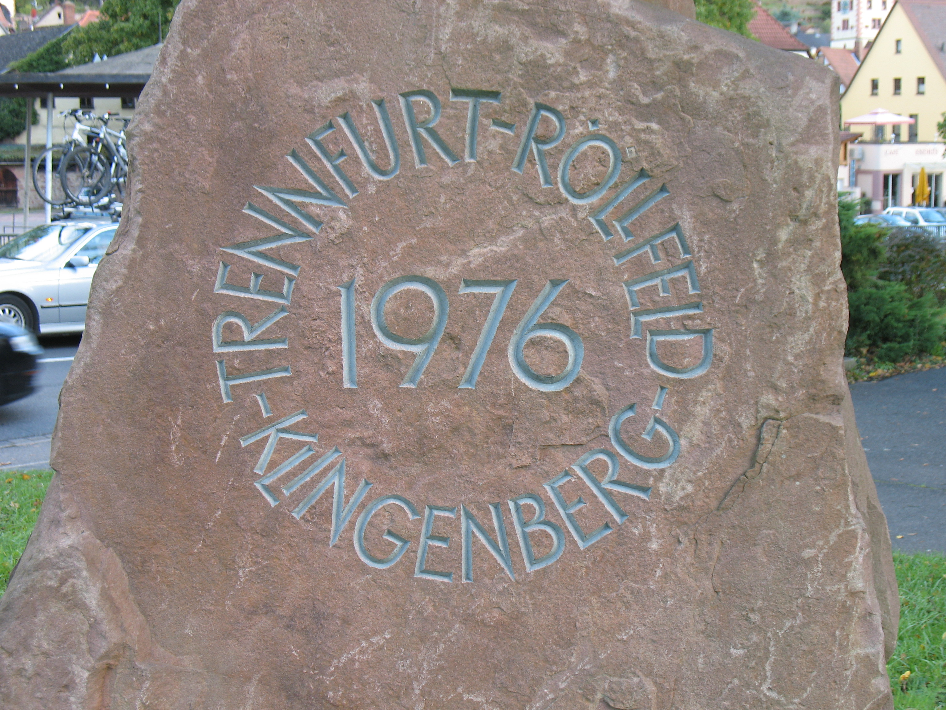 Inschrift der Rückseite des Gedenksteins