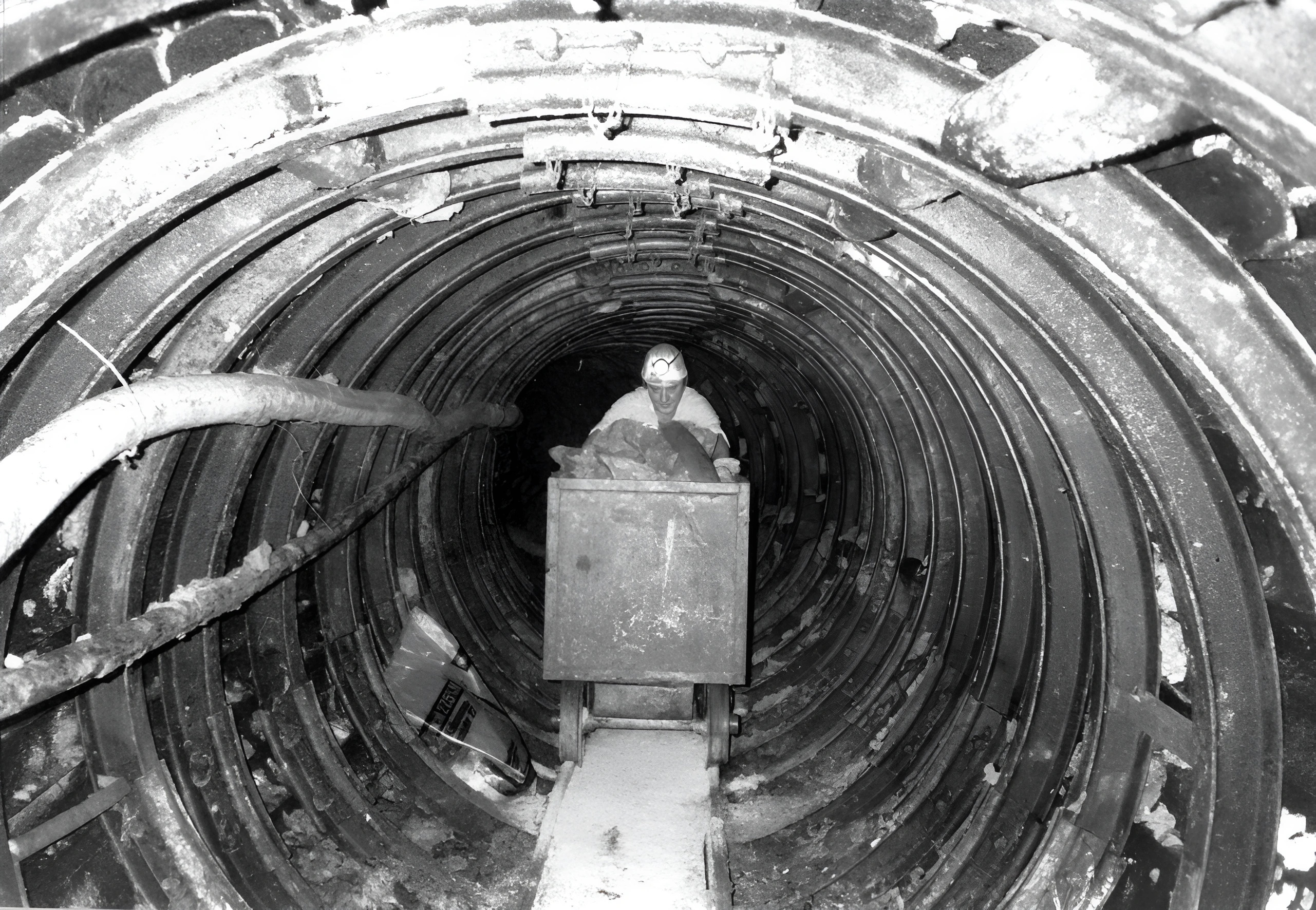 Ausfahren eines Förderwagens (Hunt)