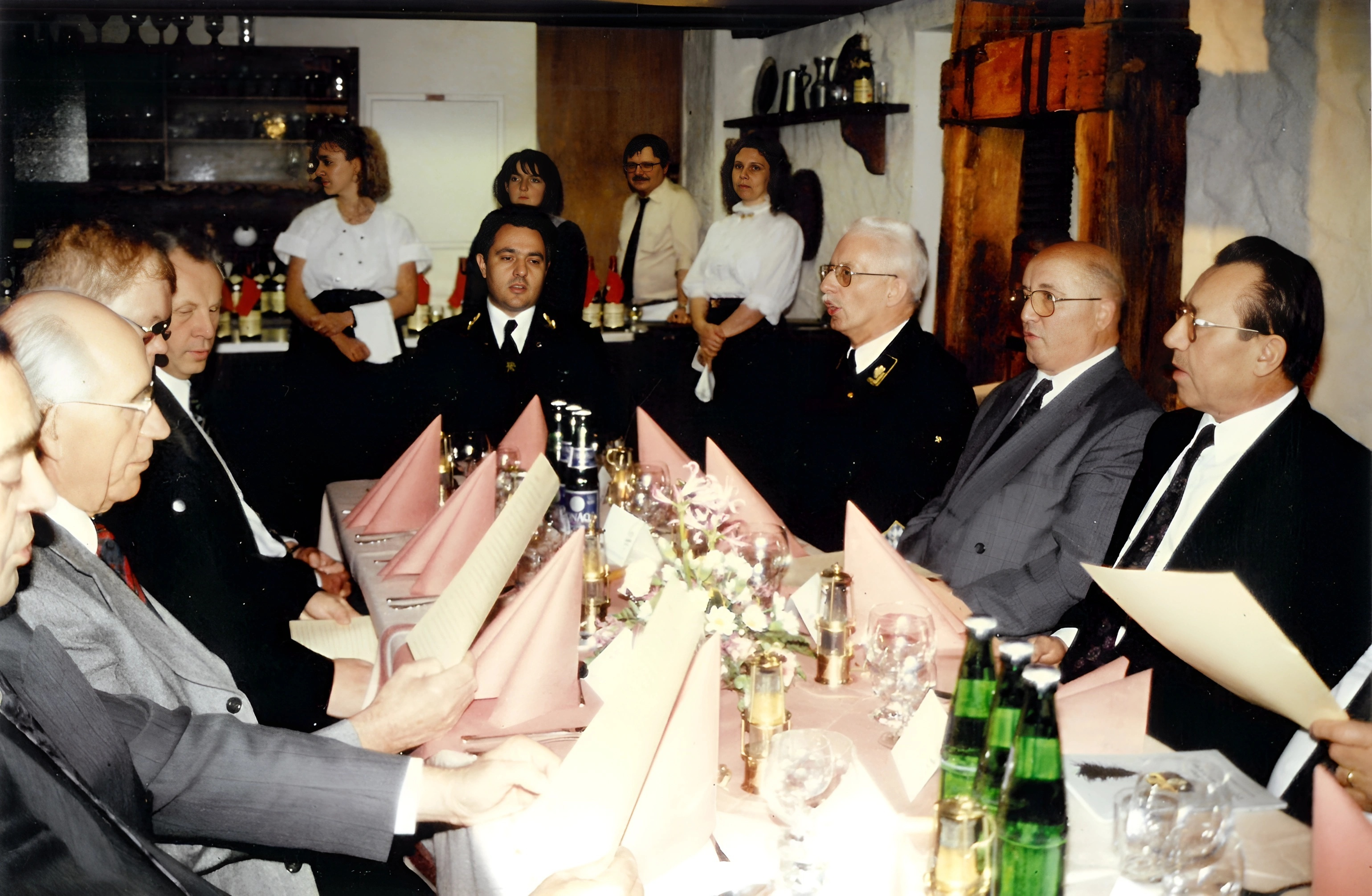 Während der Feier 250 Jahre Tonbergwerk im Haus des Gastes im Jahr 1992