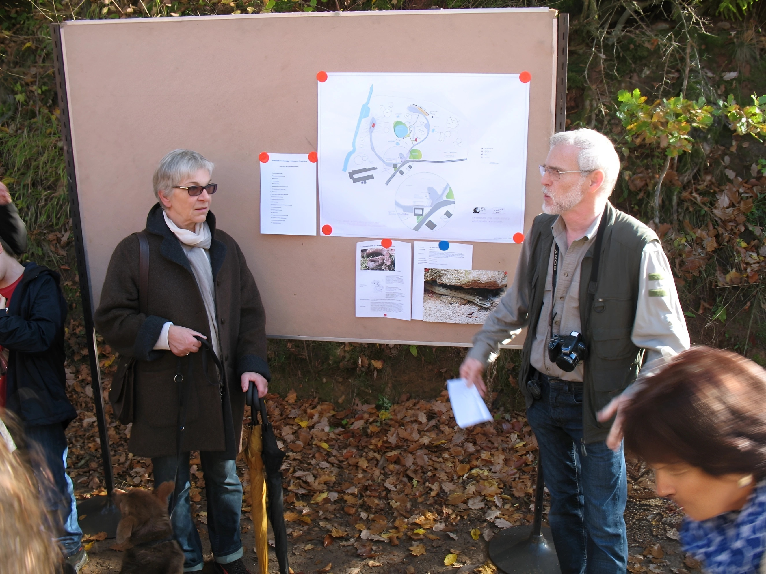 Wolfgang Neuberger informierte die Besucher zu Fauna und Flora