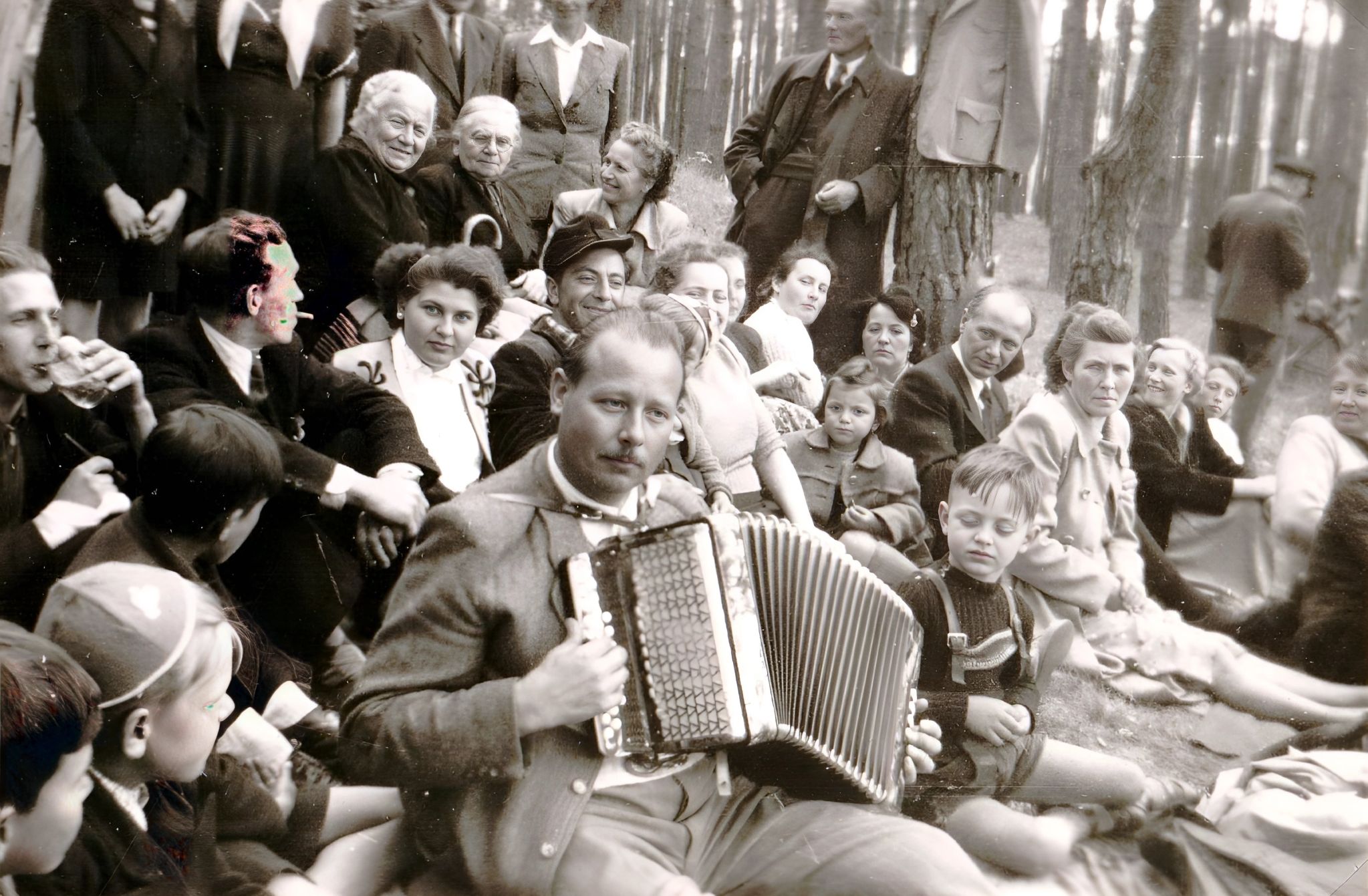 Waldpicknick beim Angelsportverein Klingenberg in Bürgstadt 1955