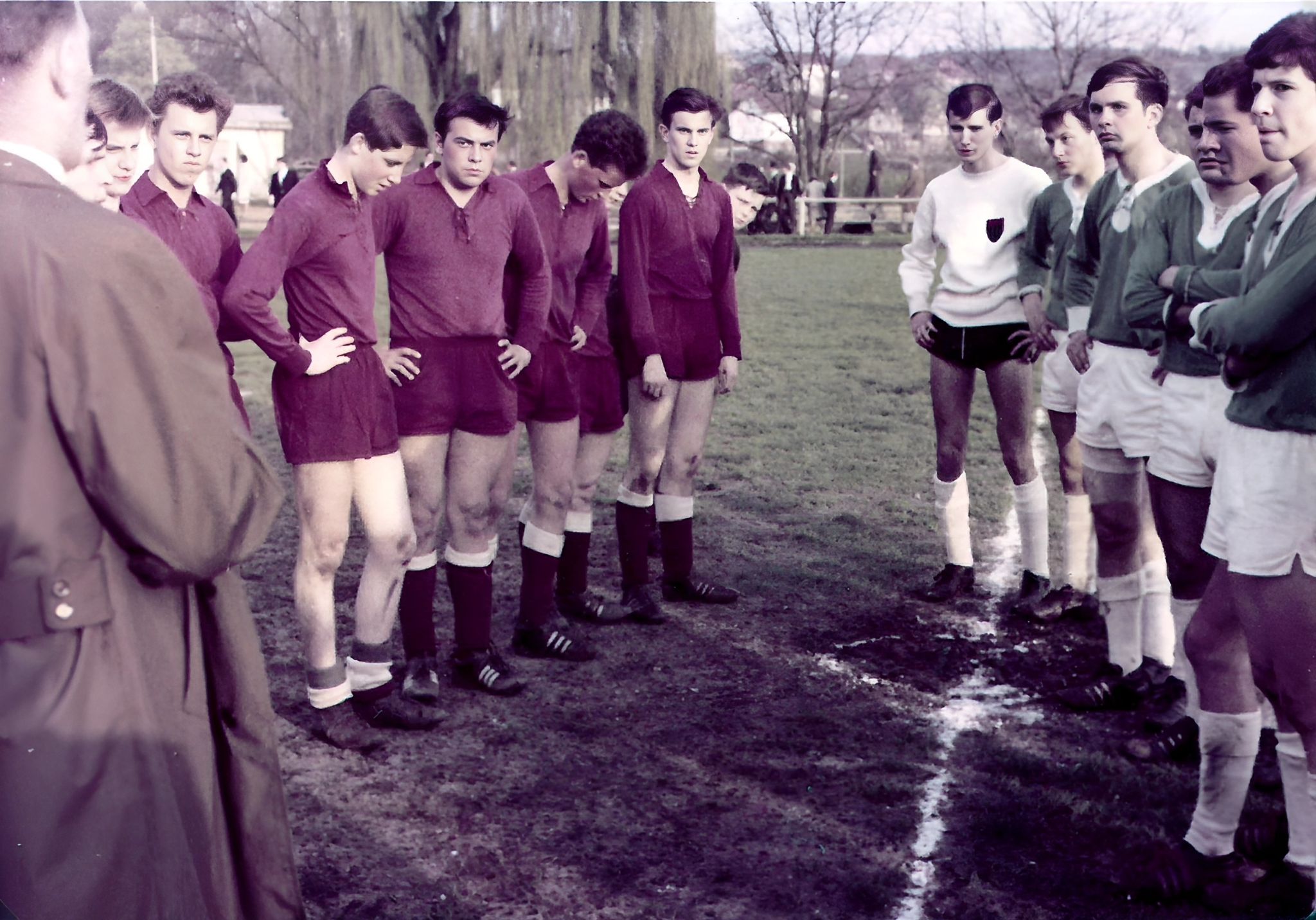 Nach dem Ausscheidungsspiel für die Unterfränkische Meisterschaft 1965