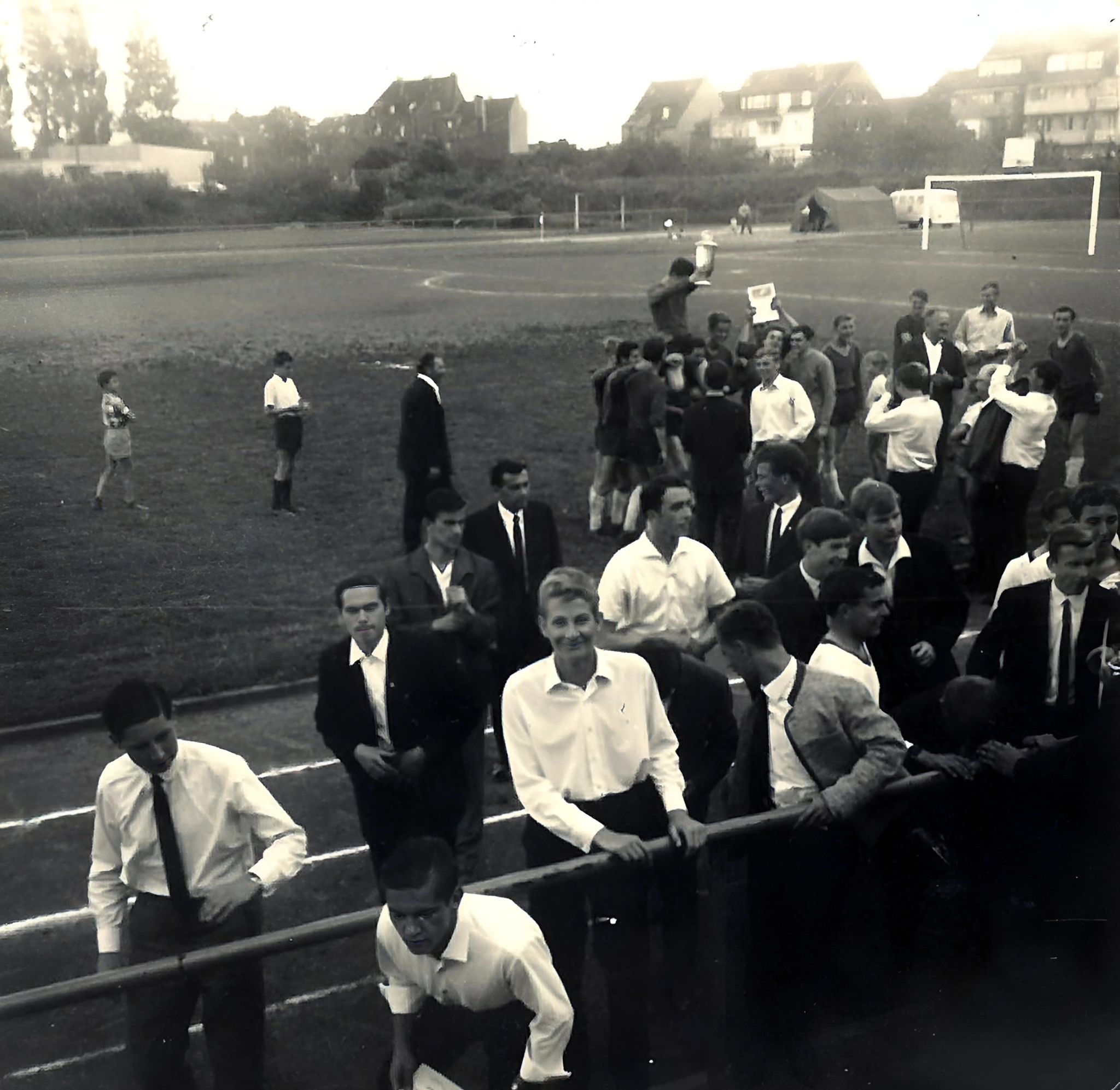 Preisverteilung nach dem Turnier der A-Jugend in Düsseldorf 1965