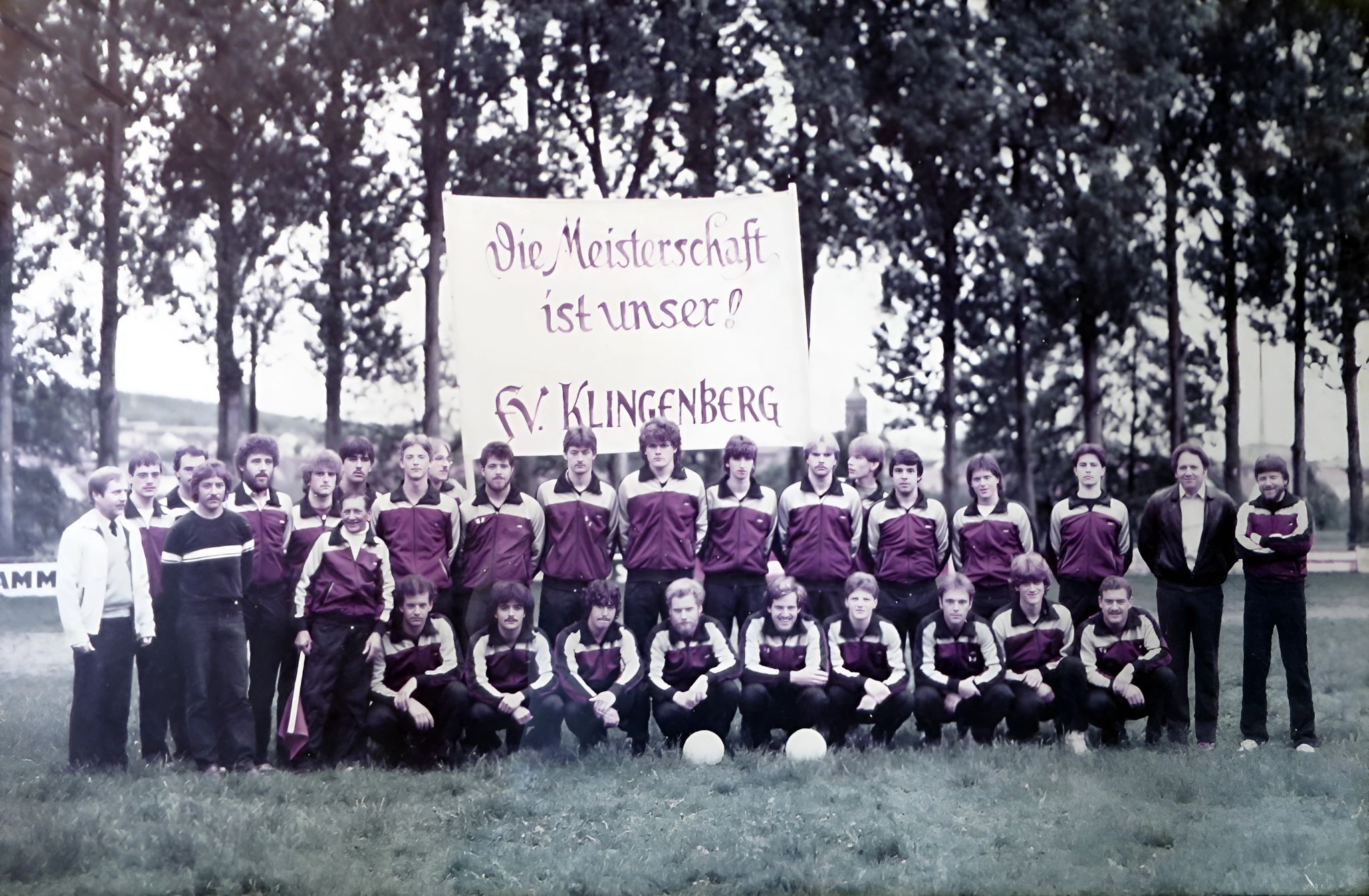 1984 feiert die 1. Mannschaft die Meisterschaft und den Aufstieg. Die 2.  Mannschaft wird dritter.