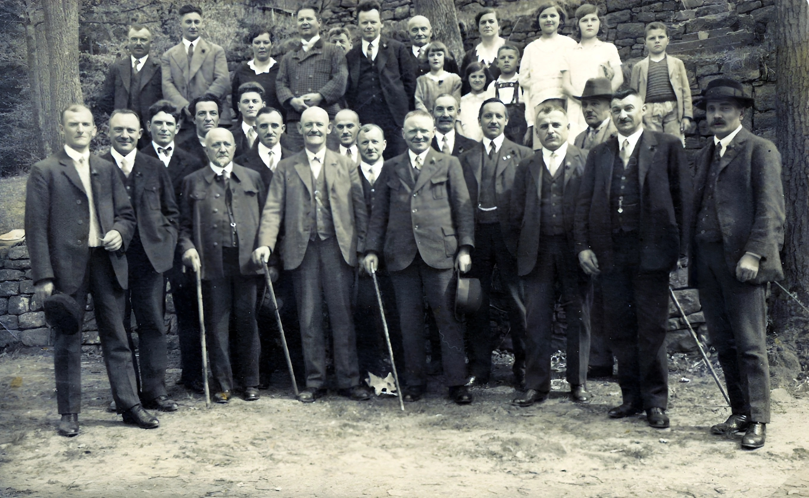 Gruppenfoto der Sängerfreunde auf der Clingenburg 1932