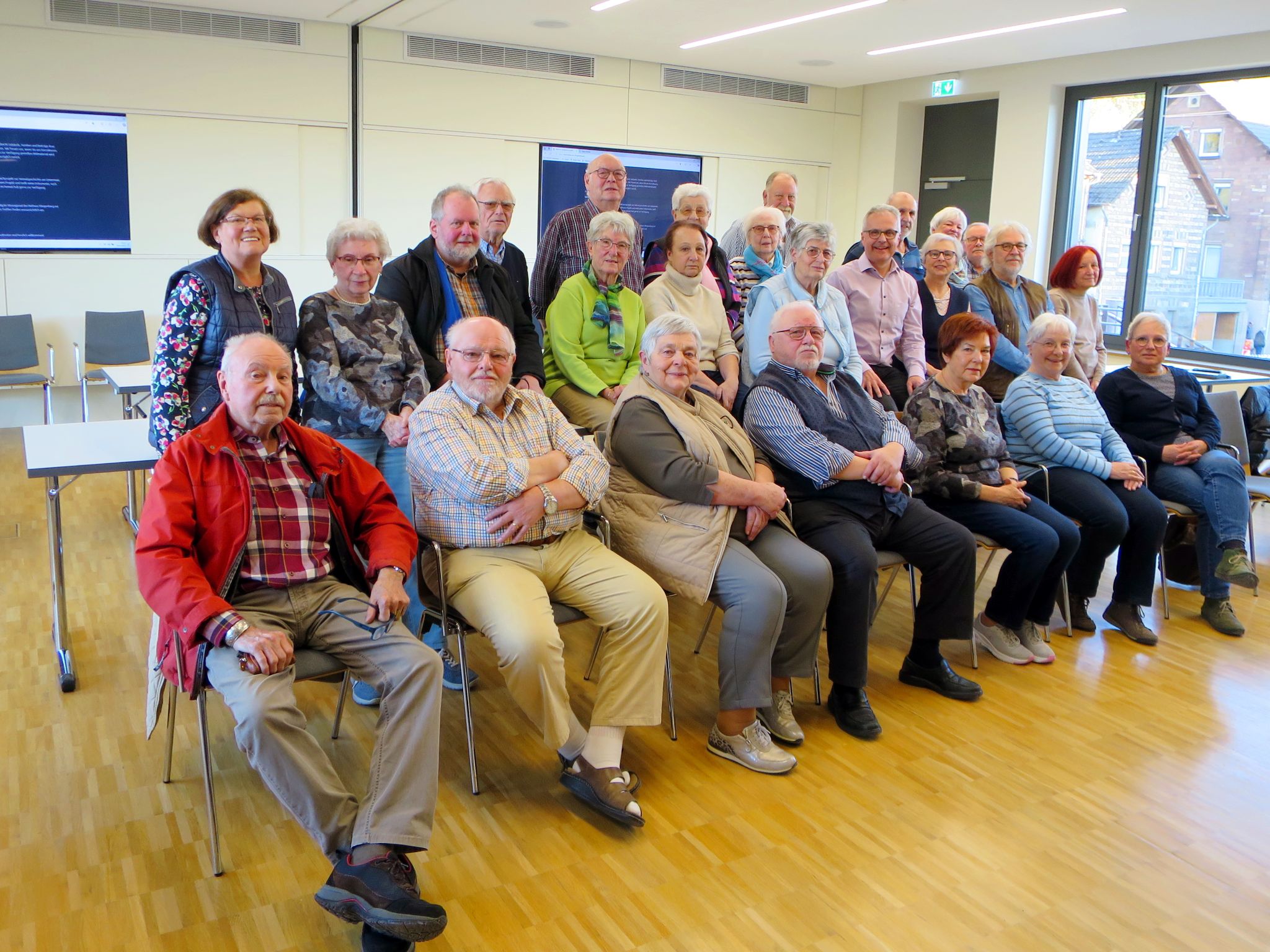 Gruppenfoto der Teilnehmer des Geschichtskreises