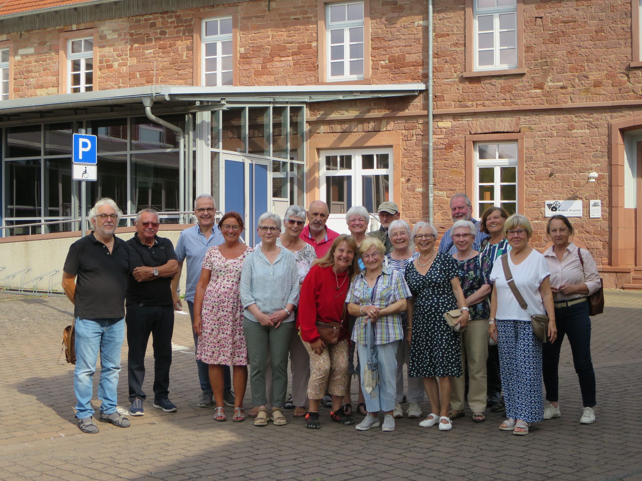 Gruppenfoto der Teilnehmer des Geschichtskreises