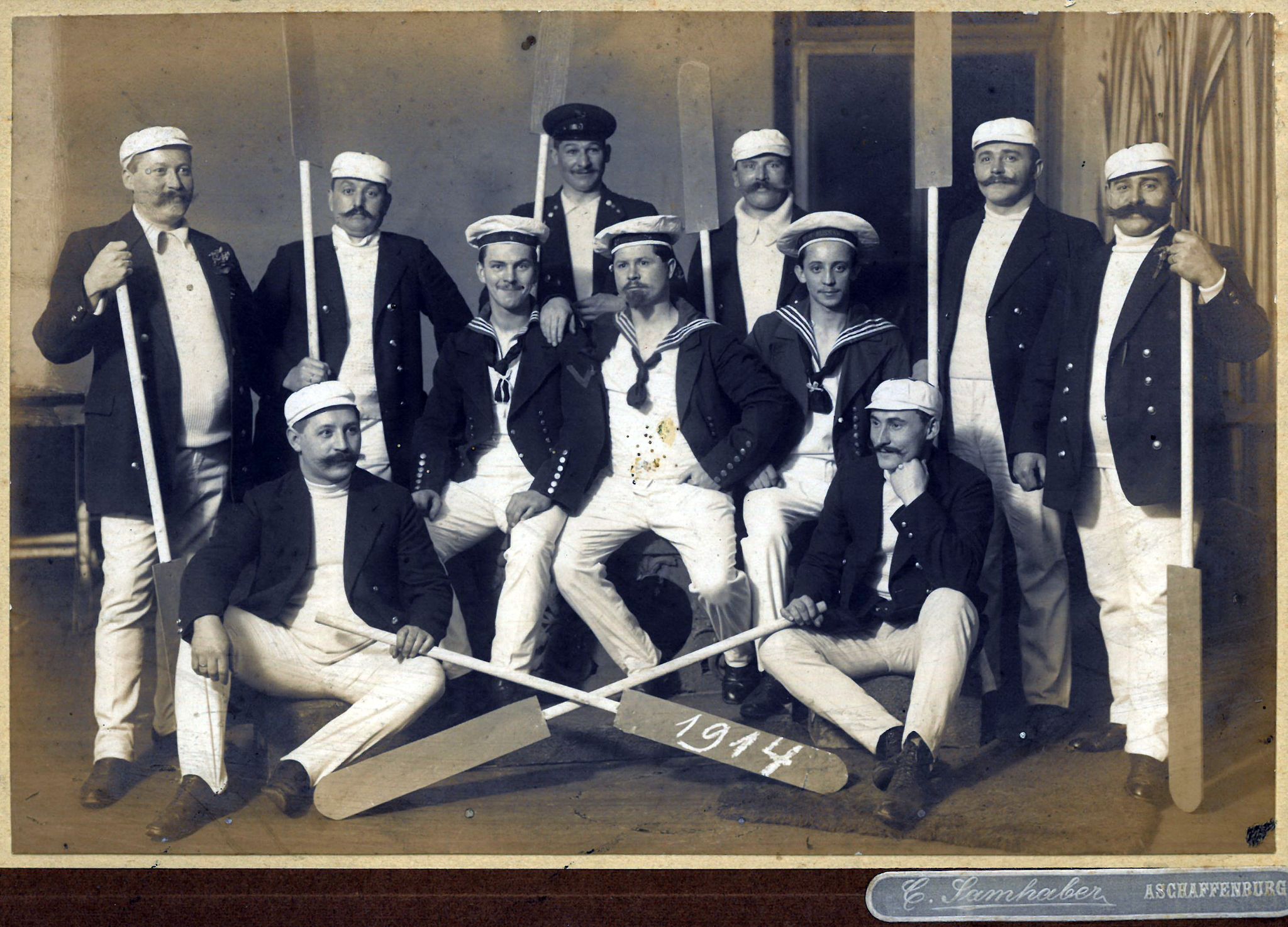 Gruppenfoto mit Klingenberger Paddlern