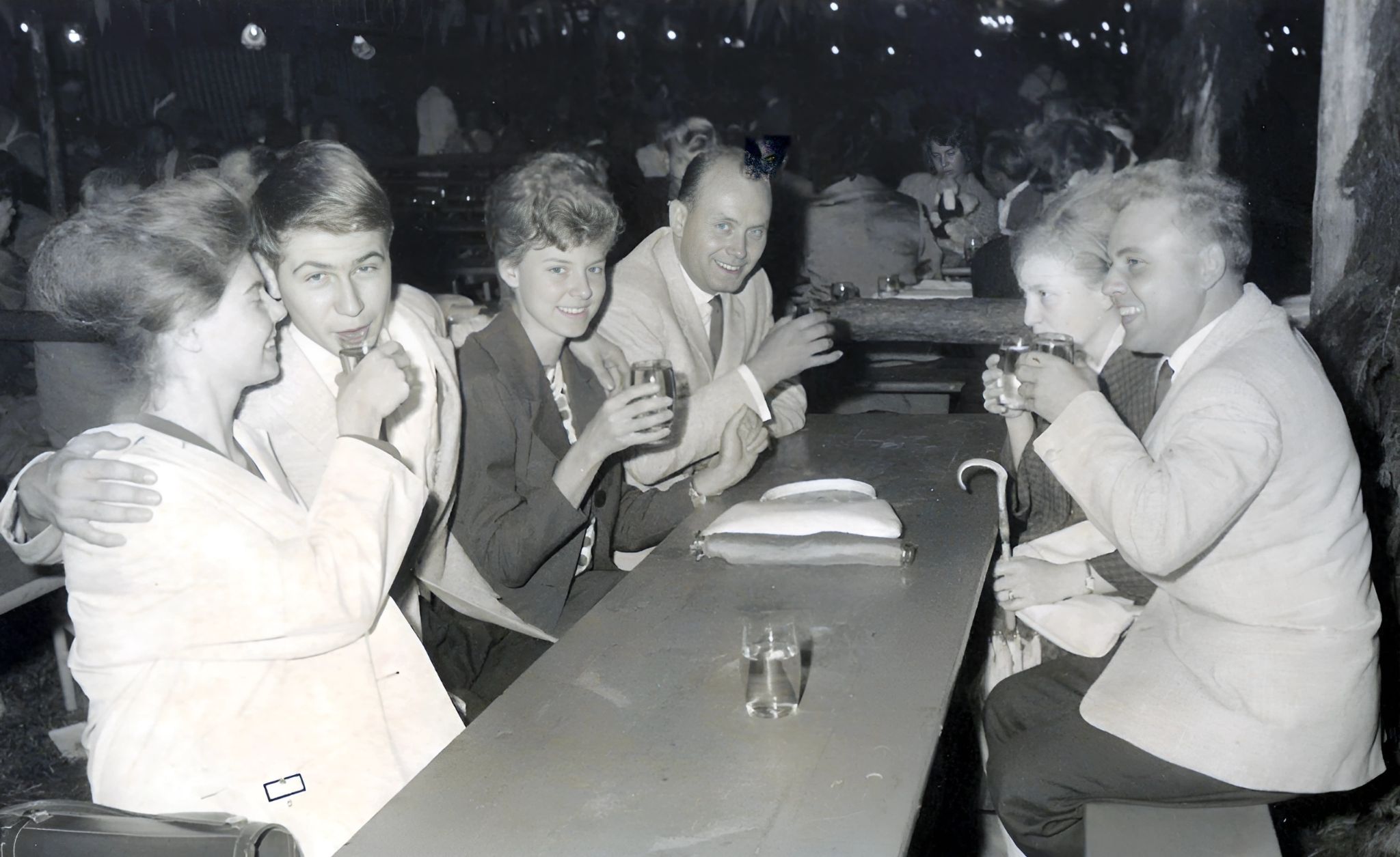 Die "Teddy Boys" in den 1950er Jahren auf dem WInzerfest