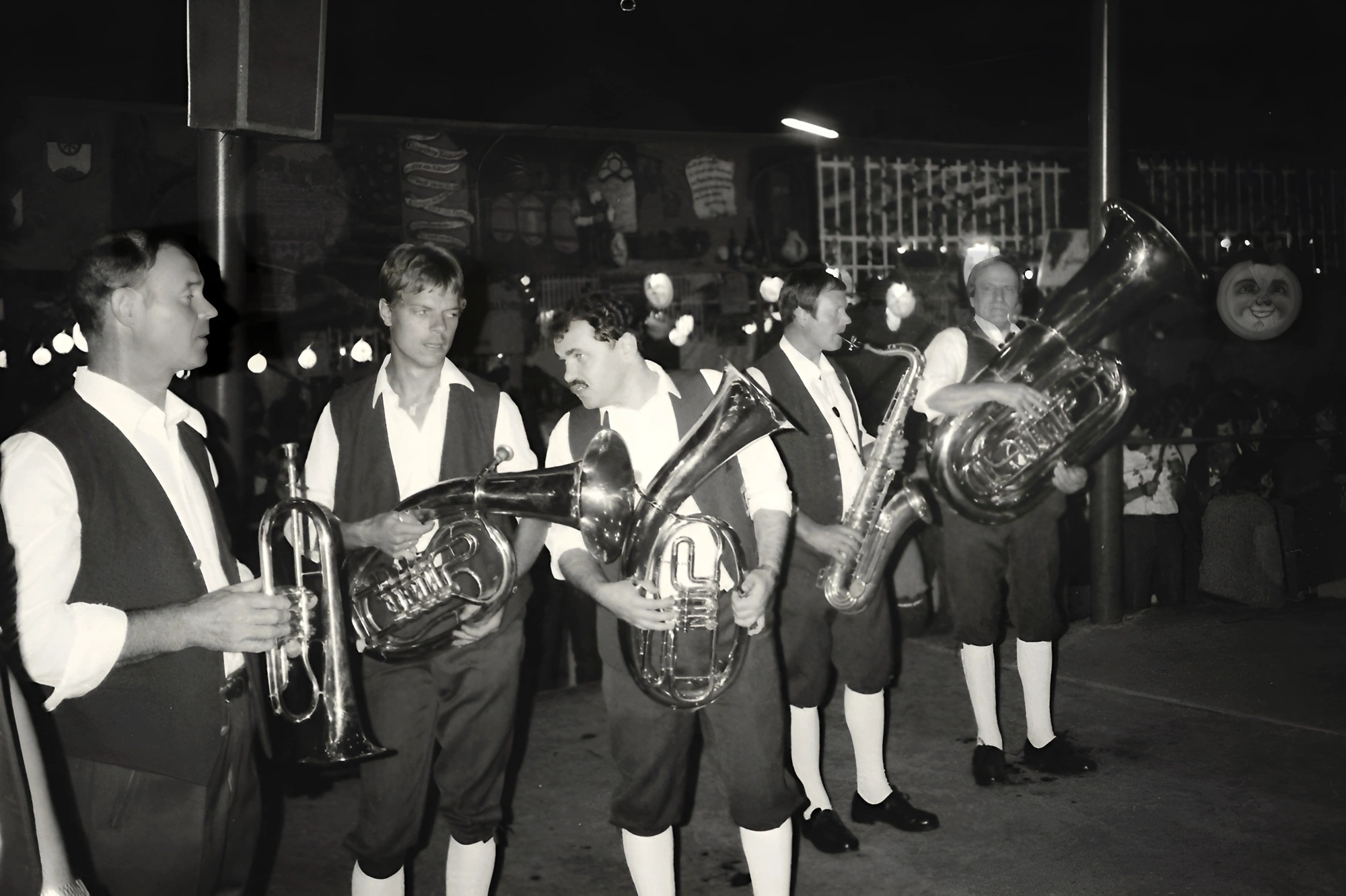 Die "Fröhlichen Winzer" beim Festumzug im Jahr 1982