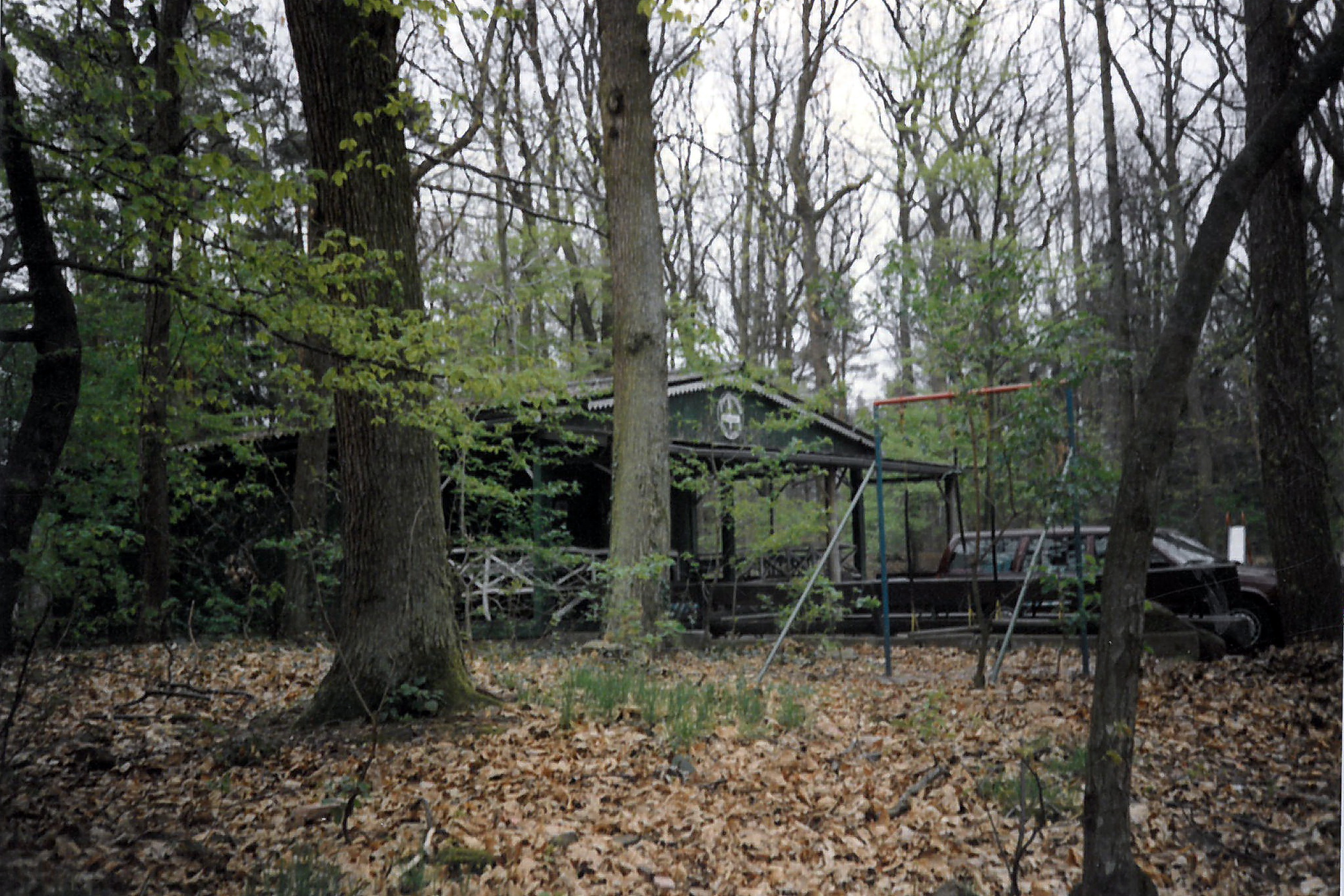 Die "alte Schutzhütte" kurz vor ihrem Abris 1990