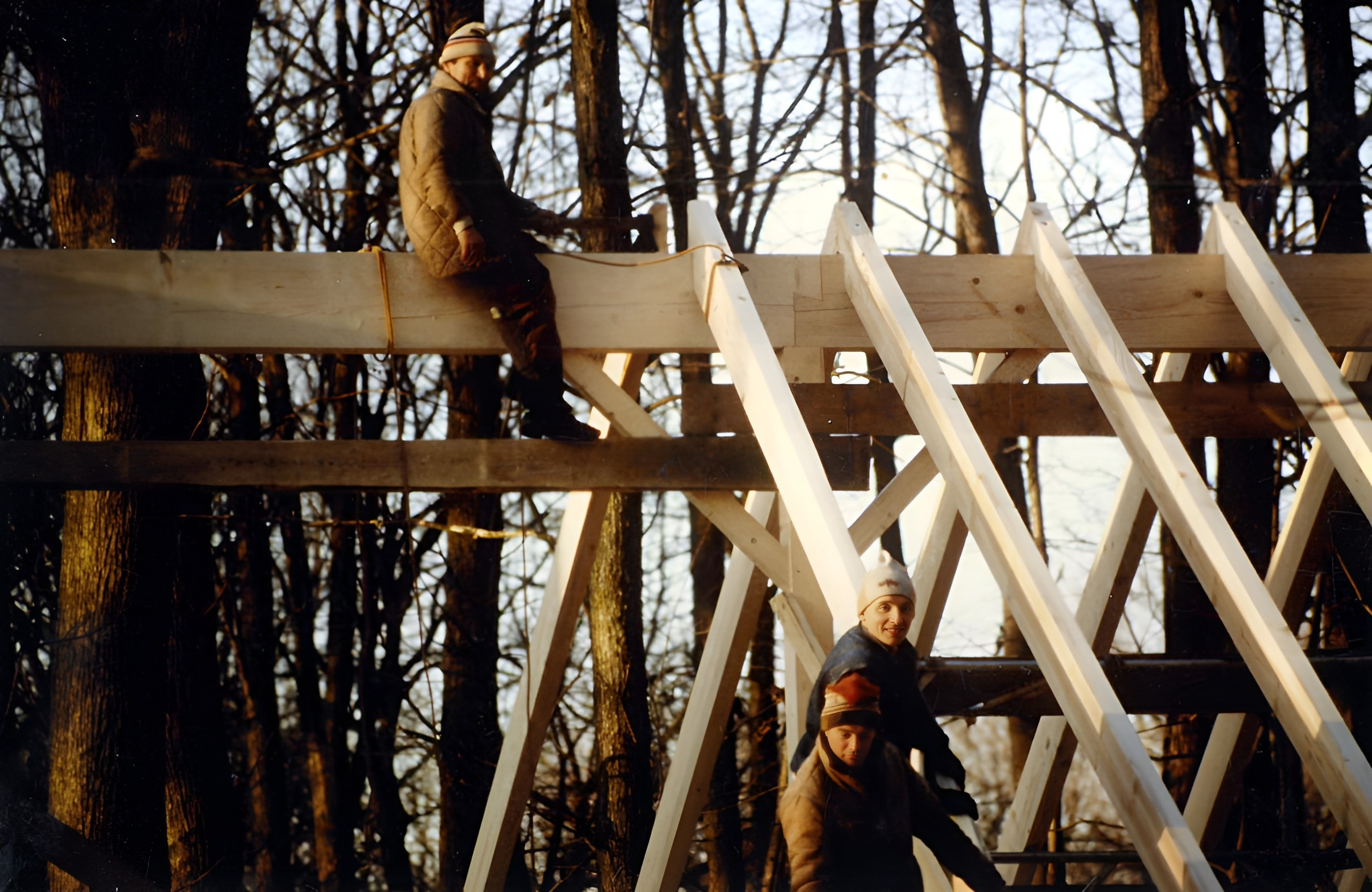 Die Dachsparren werden aufgelegt