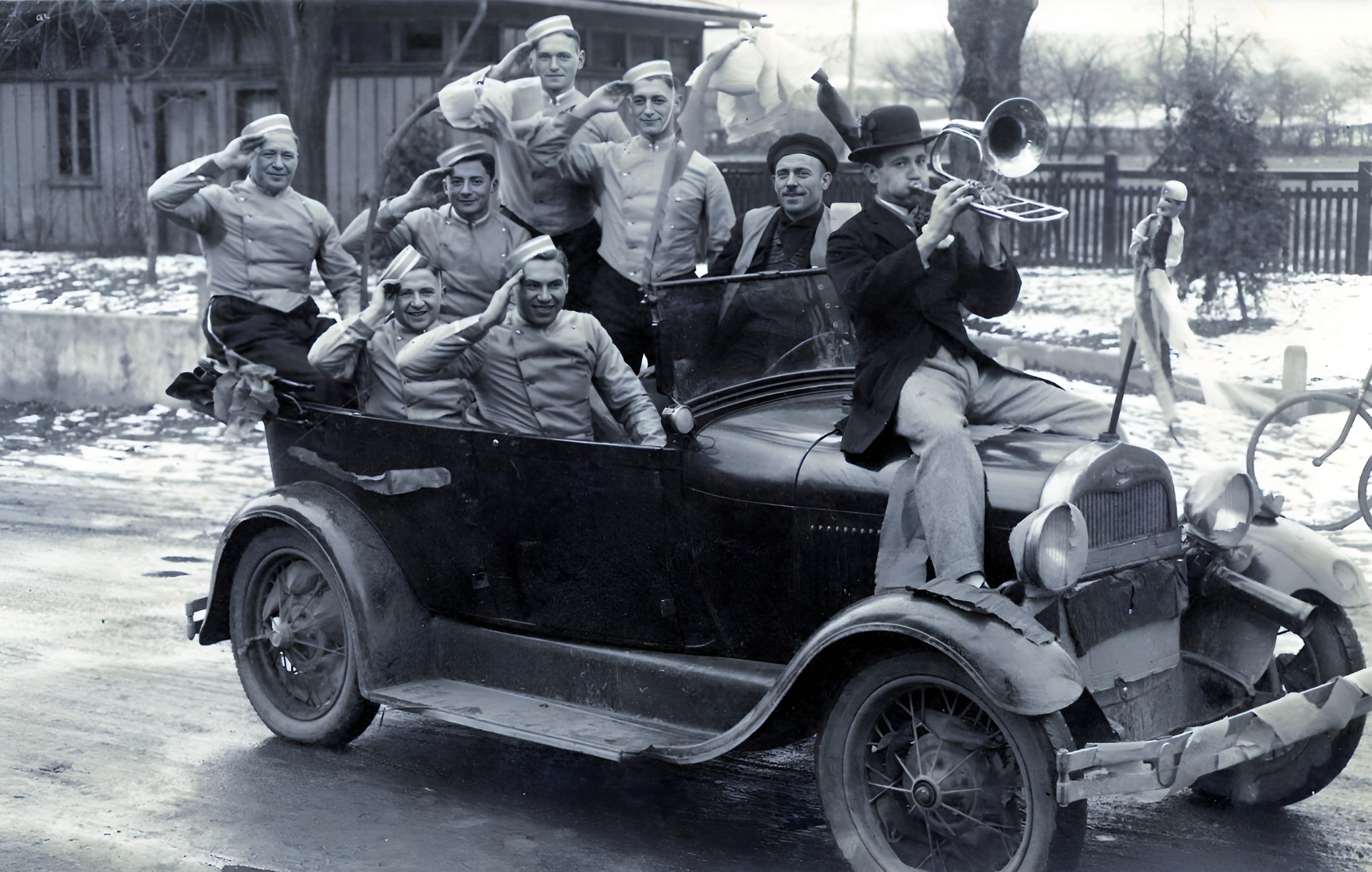 Die "Fliegenden Boys" des Turnvereins Klingenberg 1933