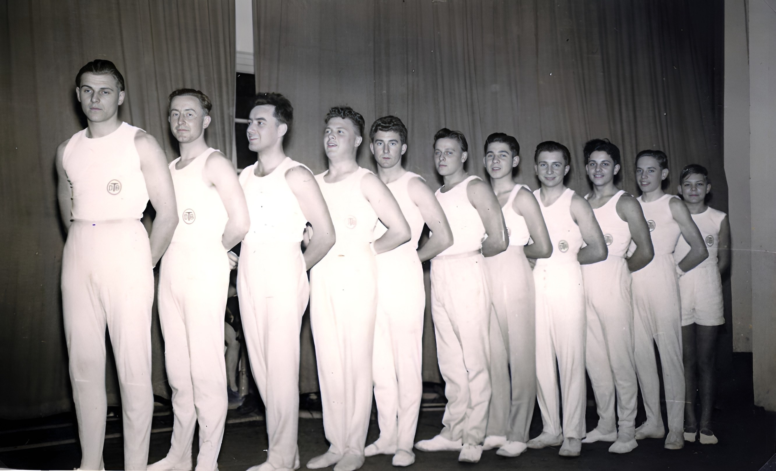 Aufstellung zur Weihnachtsfeier des Turnvereins Klingenberg  1954