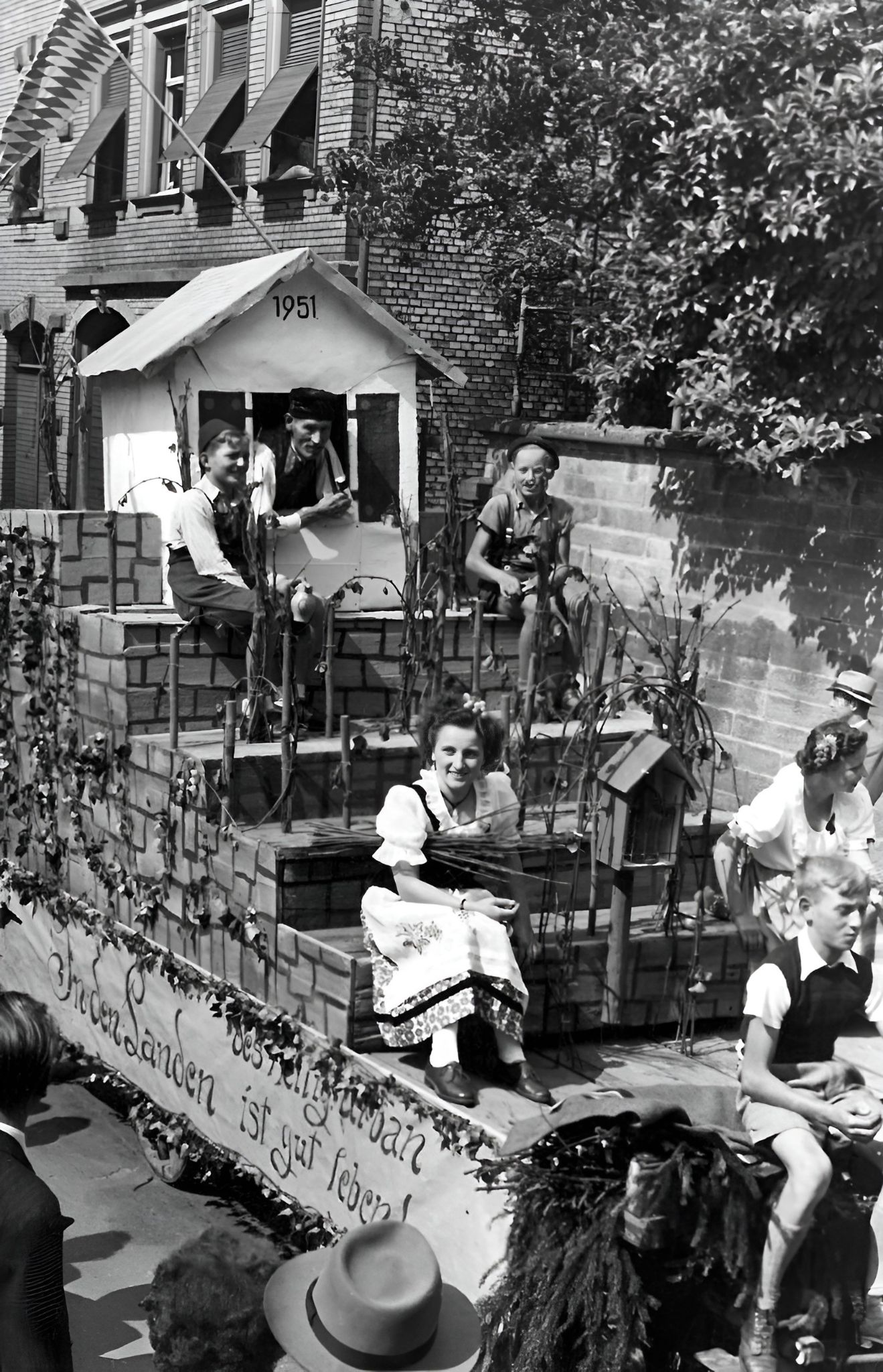 Festzug zum Klingenberger Winzerfest 1951