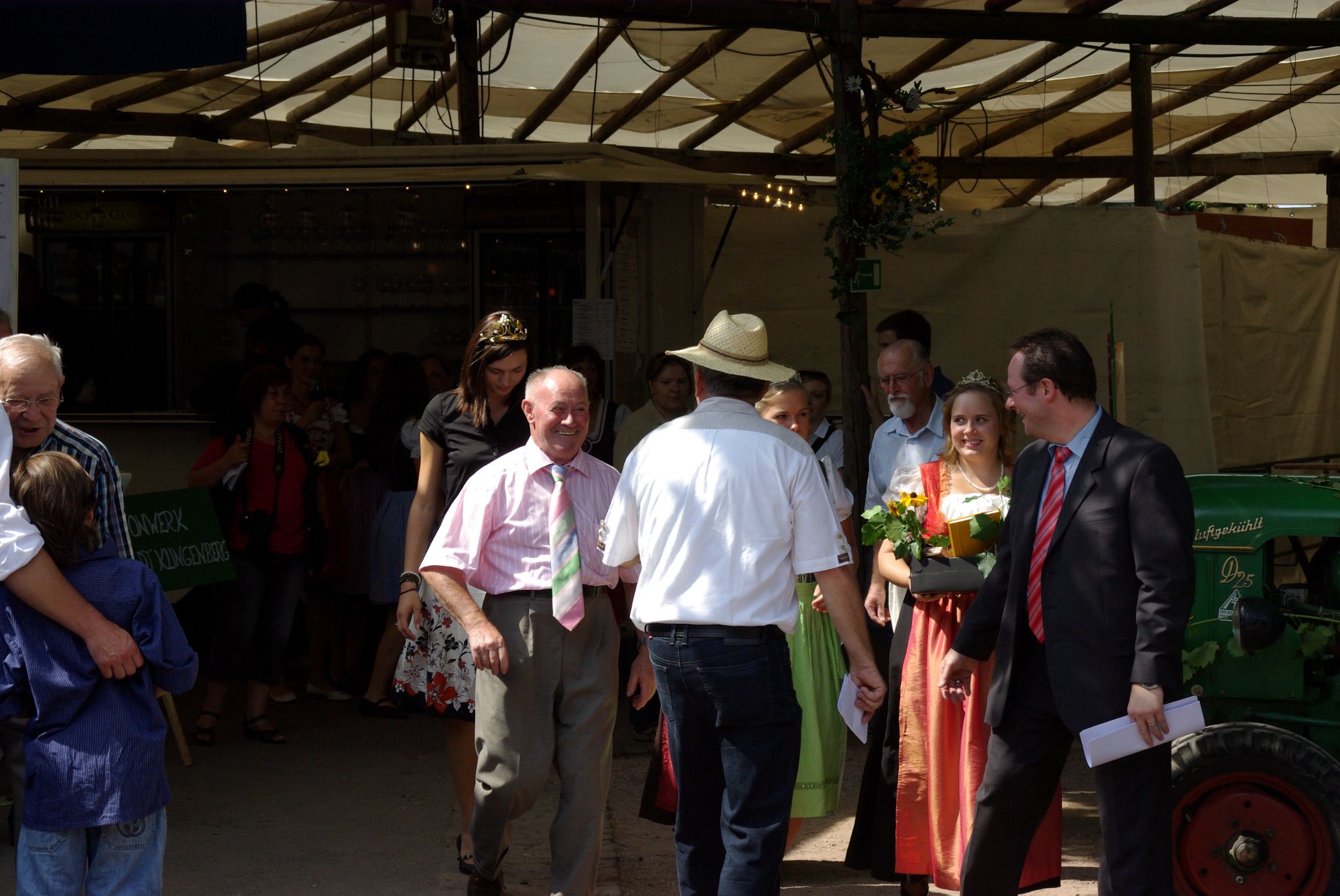 Winzerfesteröffnung und Krönung der Weinprinzessin Kathrin Ühlein