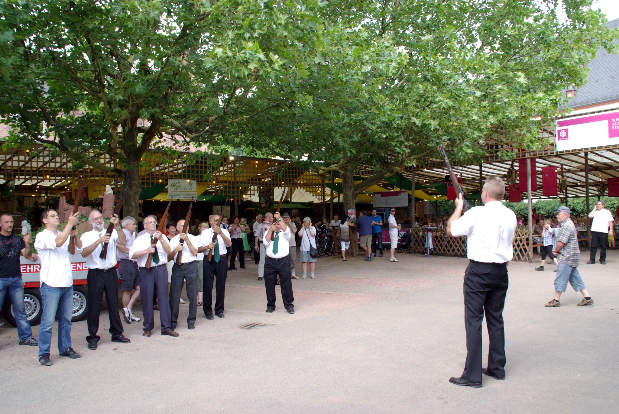 Winzerfesteröffnung und Krönung der Weinprinzessin Kathrin Ühlein