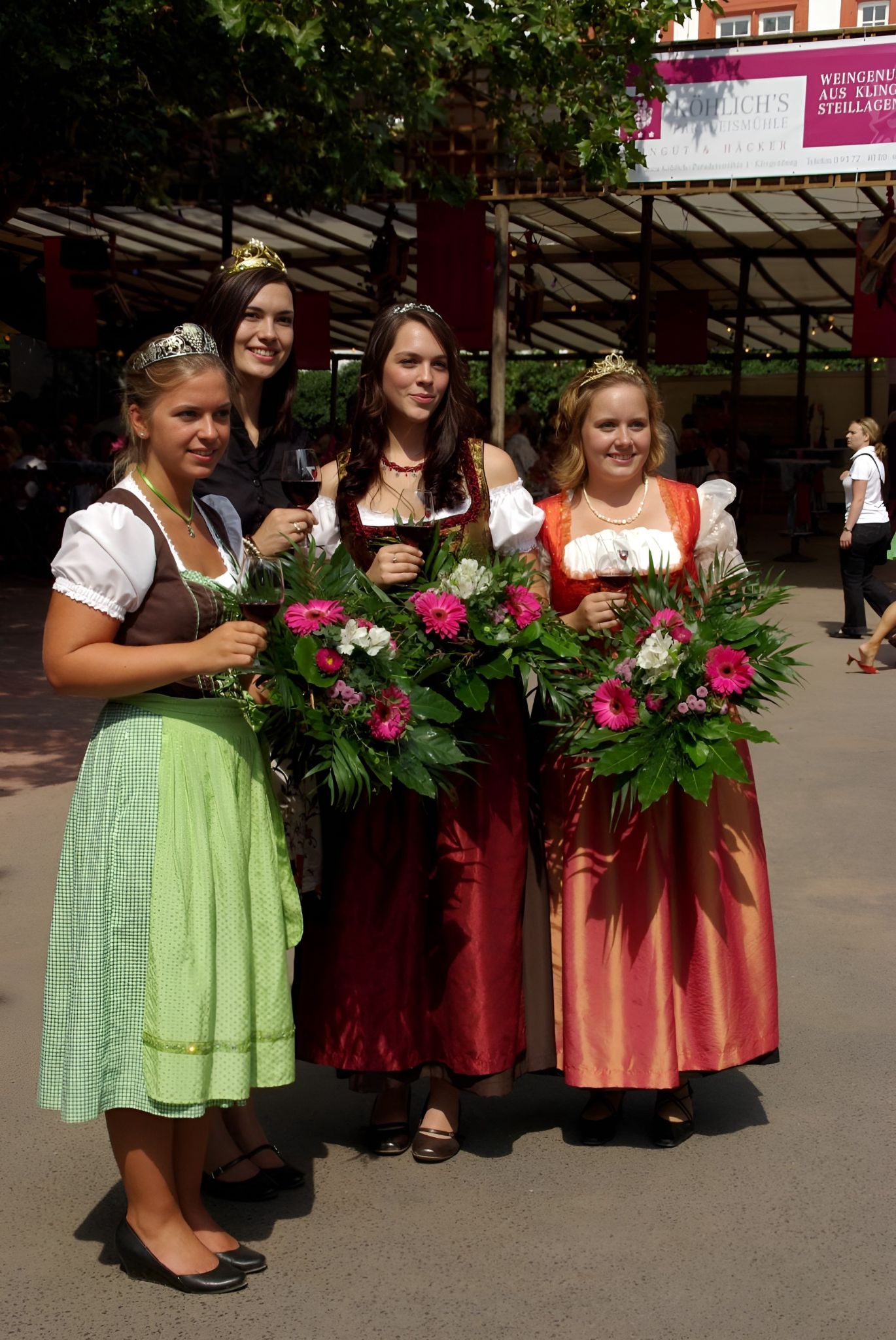Winzerfesteröffnung und Krönung der Weinprinzessin Kathrin Ühlein