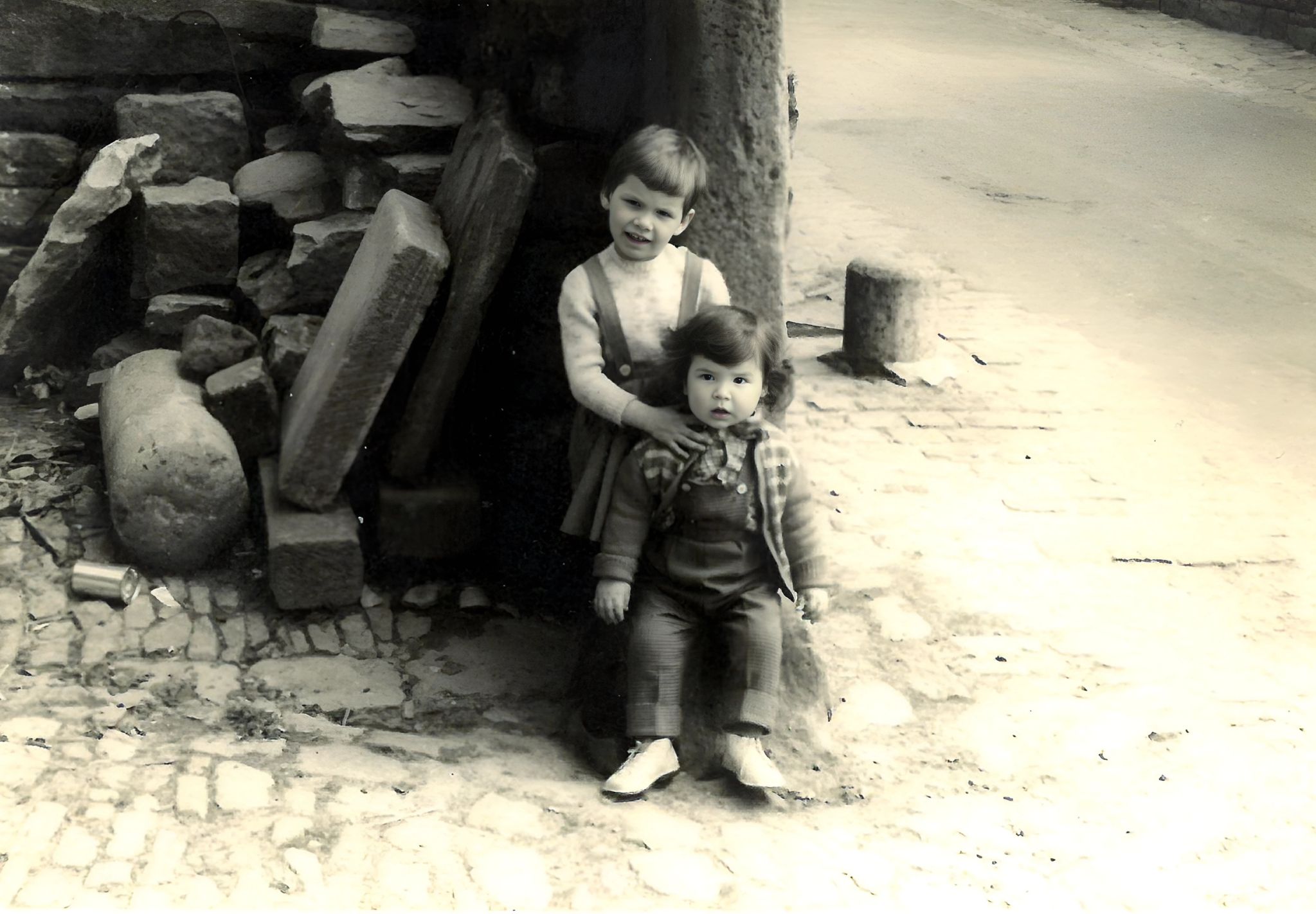 Kinder im Hof der Langgasse 5