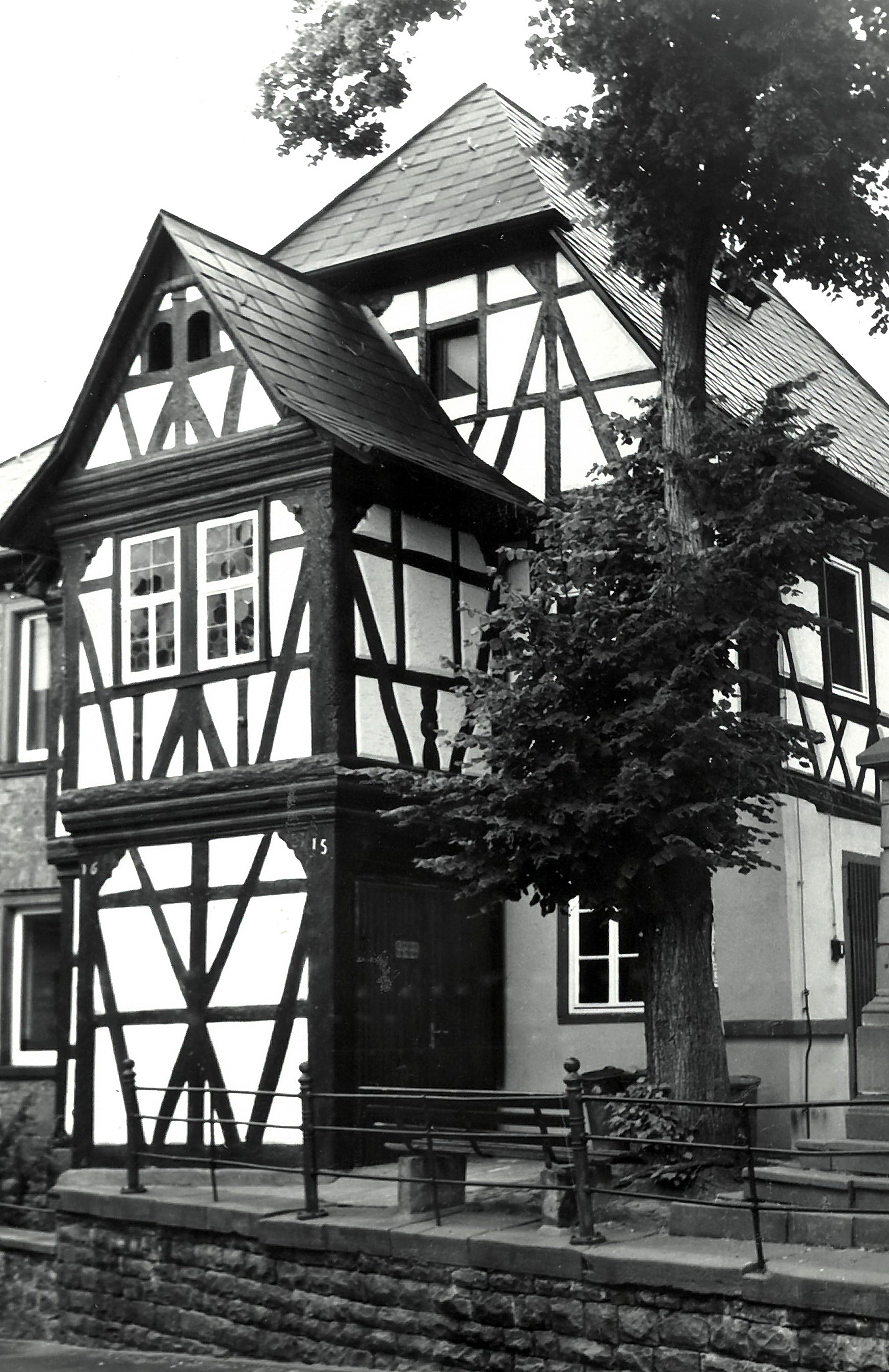 Das Röllfelder Rathaus