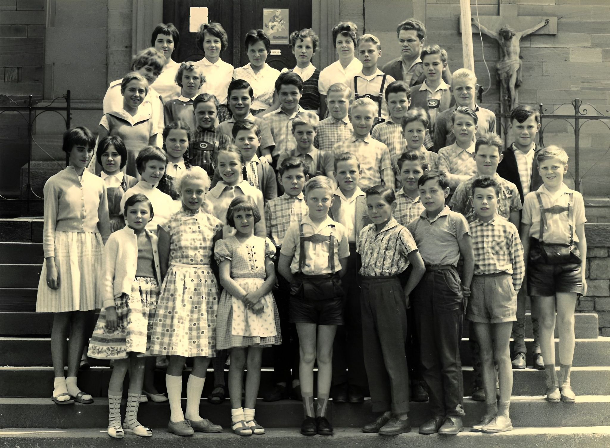 Gruppenfoto Schuljahrgänge 1945, 1946, 1947, 1948