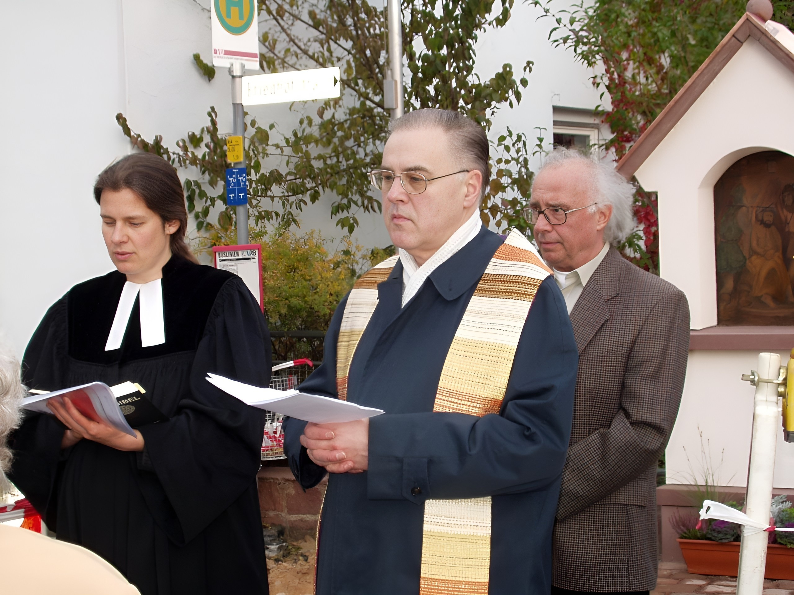 Einweihung des Bildstocks an der Rosenbergstraße im Jahr 2002