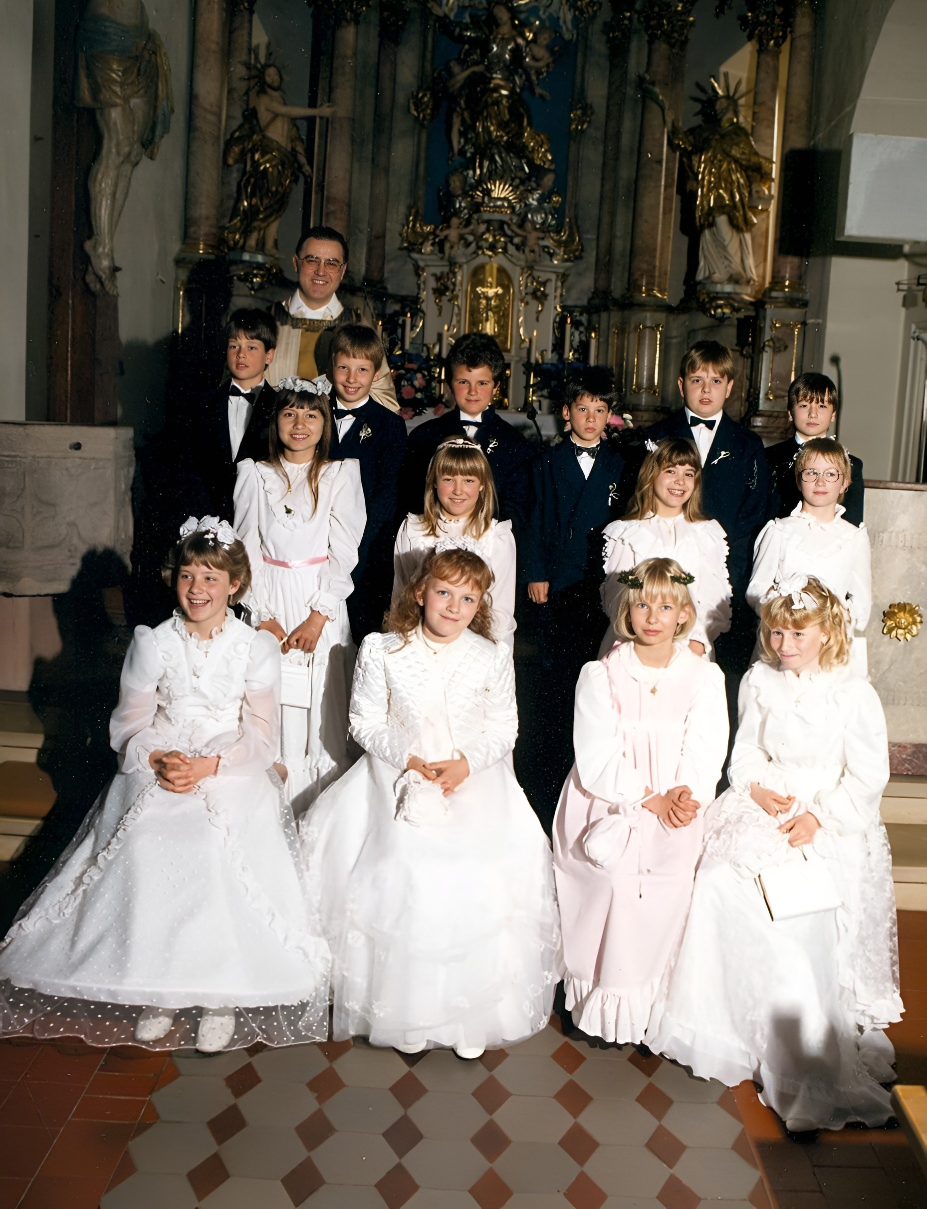 Gruppenfoto Erstkommunion 1987