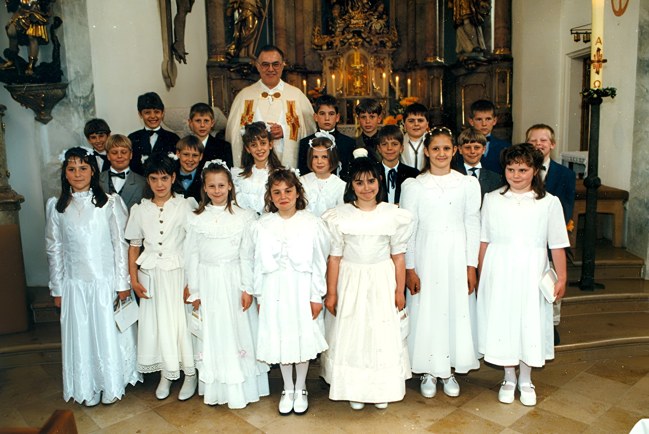 Gruppenfoto Erstkommunion 1998