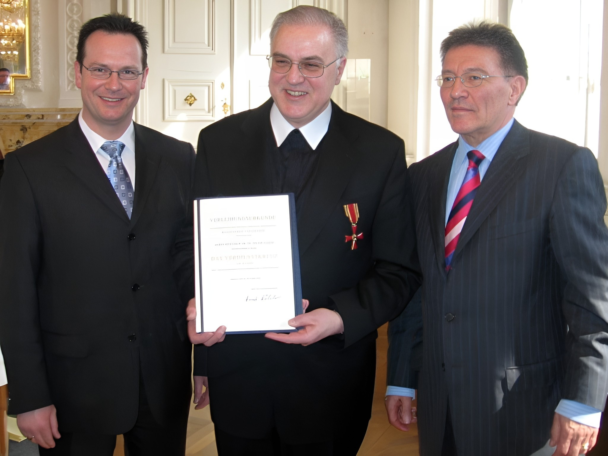 Auszeichnung mit dem Verdienstorden der Bundesrepublik Deutschland