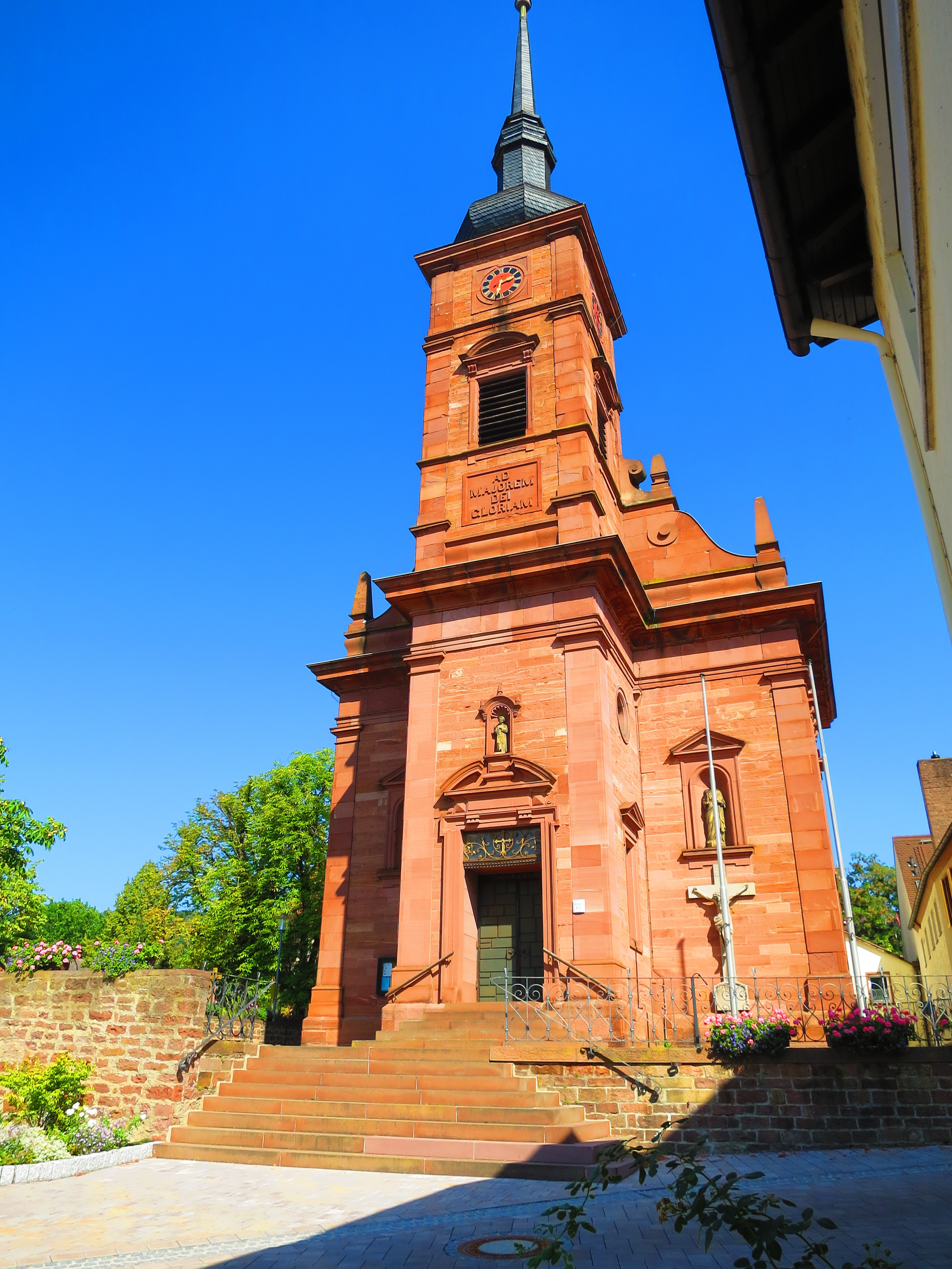Die Pfarrkirche Mariä Himmelfahrt