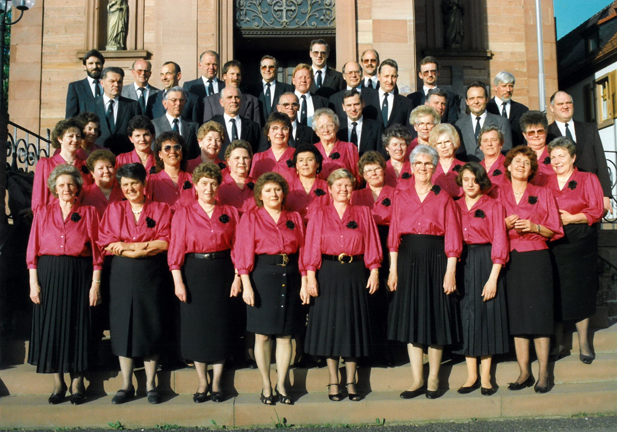 Gruppenfoto zum Jubiläumsfest 100 Jahre Gesangverein Röllfeld