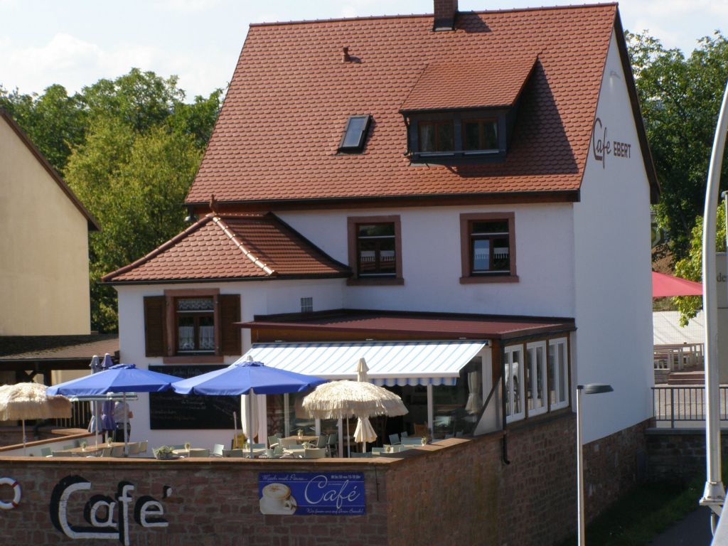 Café Ebert Ostseite