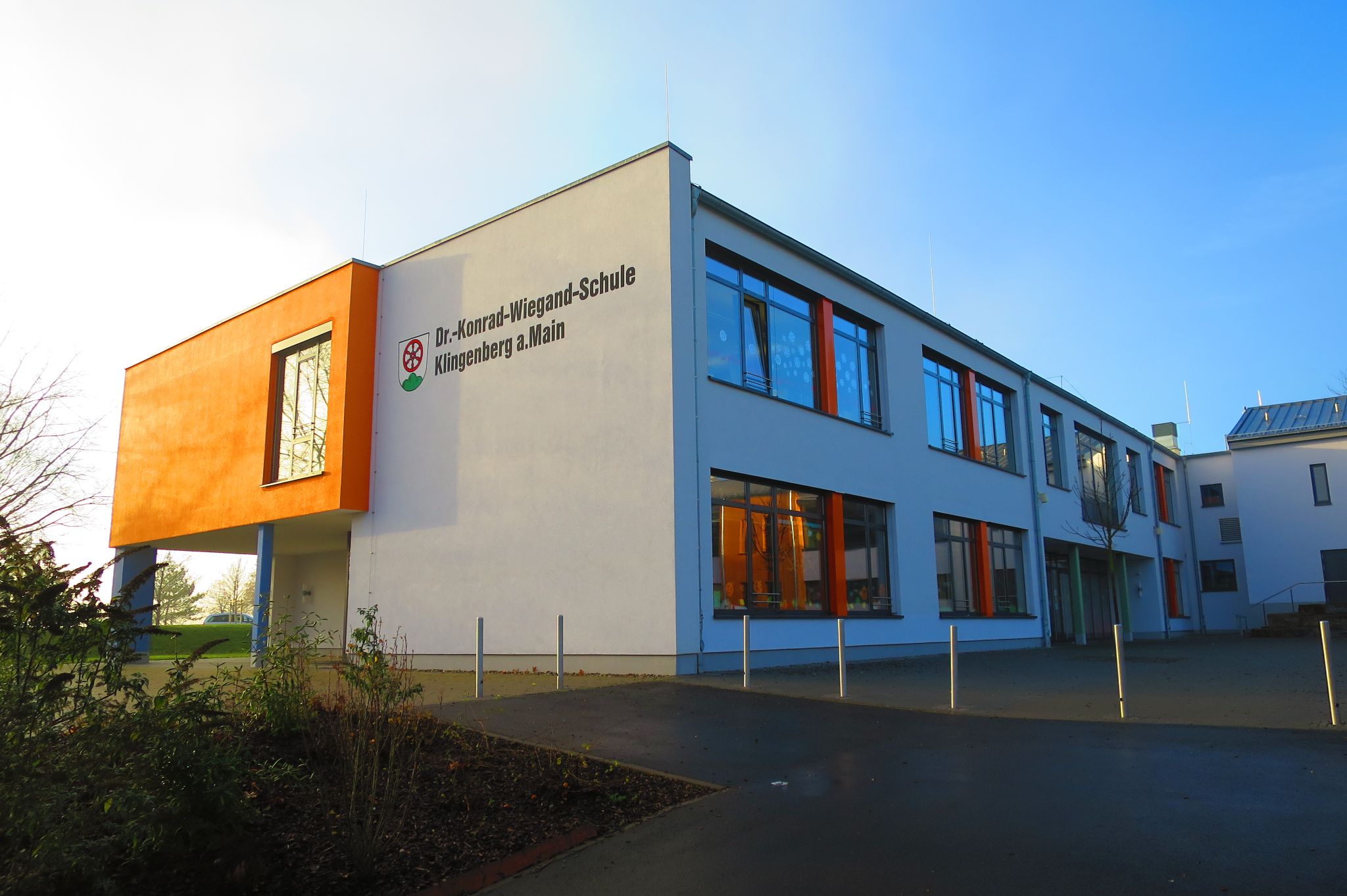 Ersatzerweiterungsbau und Sanierung des Altbaus sind abgeschlossen