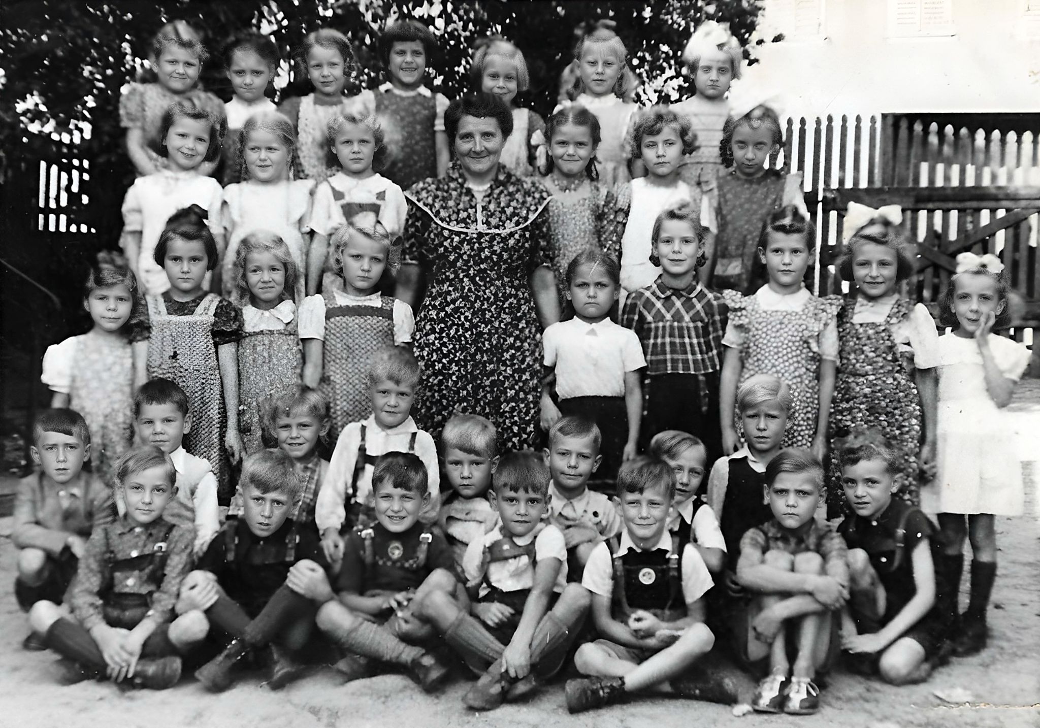 Gruppenbild Volksschule Trennfurt 1950/51