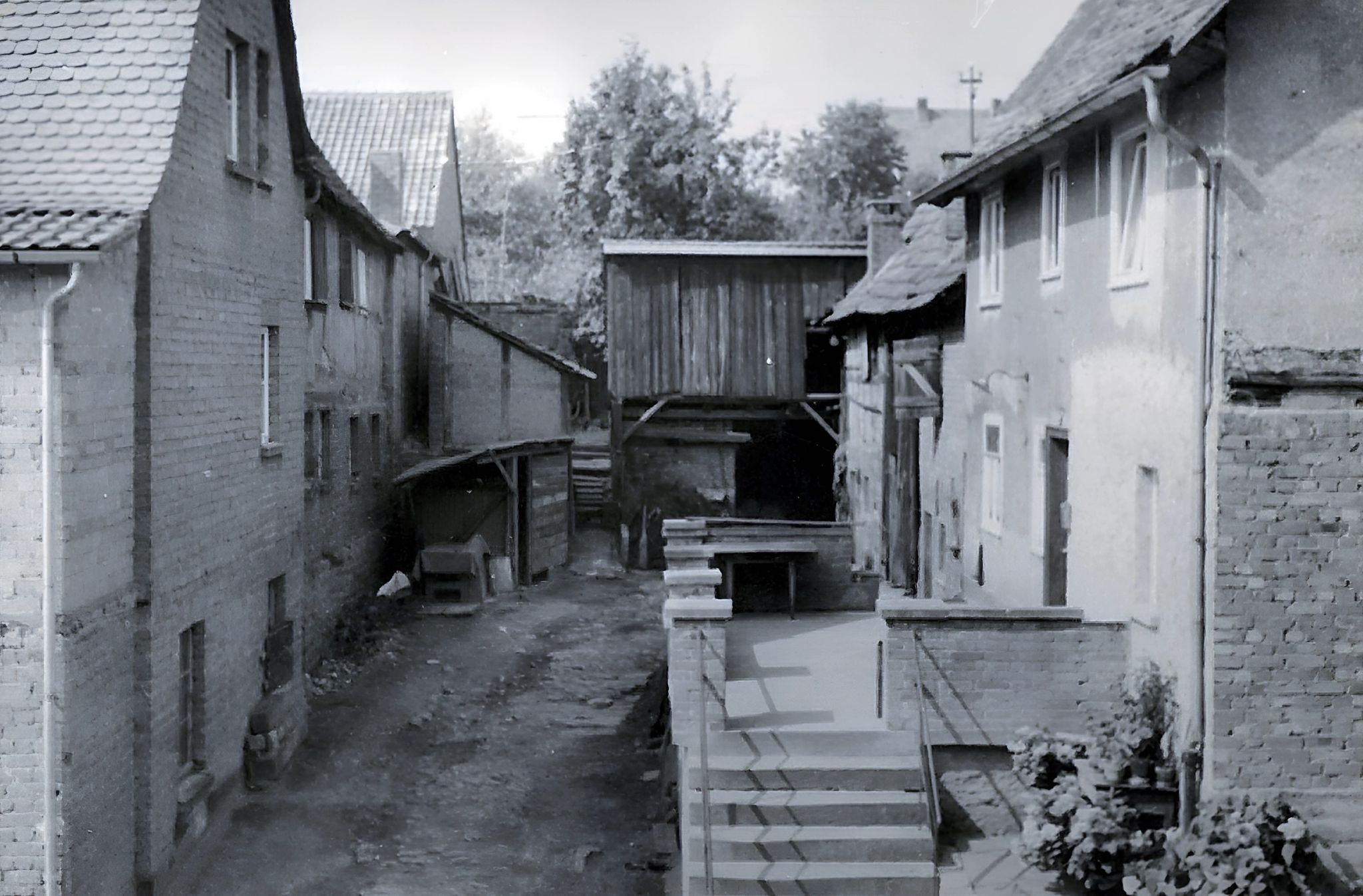 Hof in der Trennfurter Straße