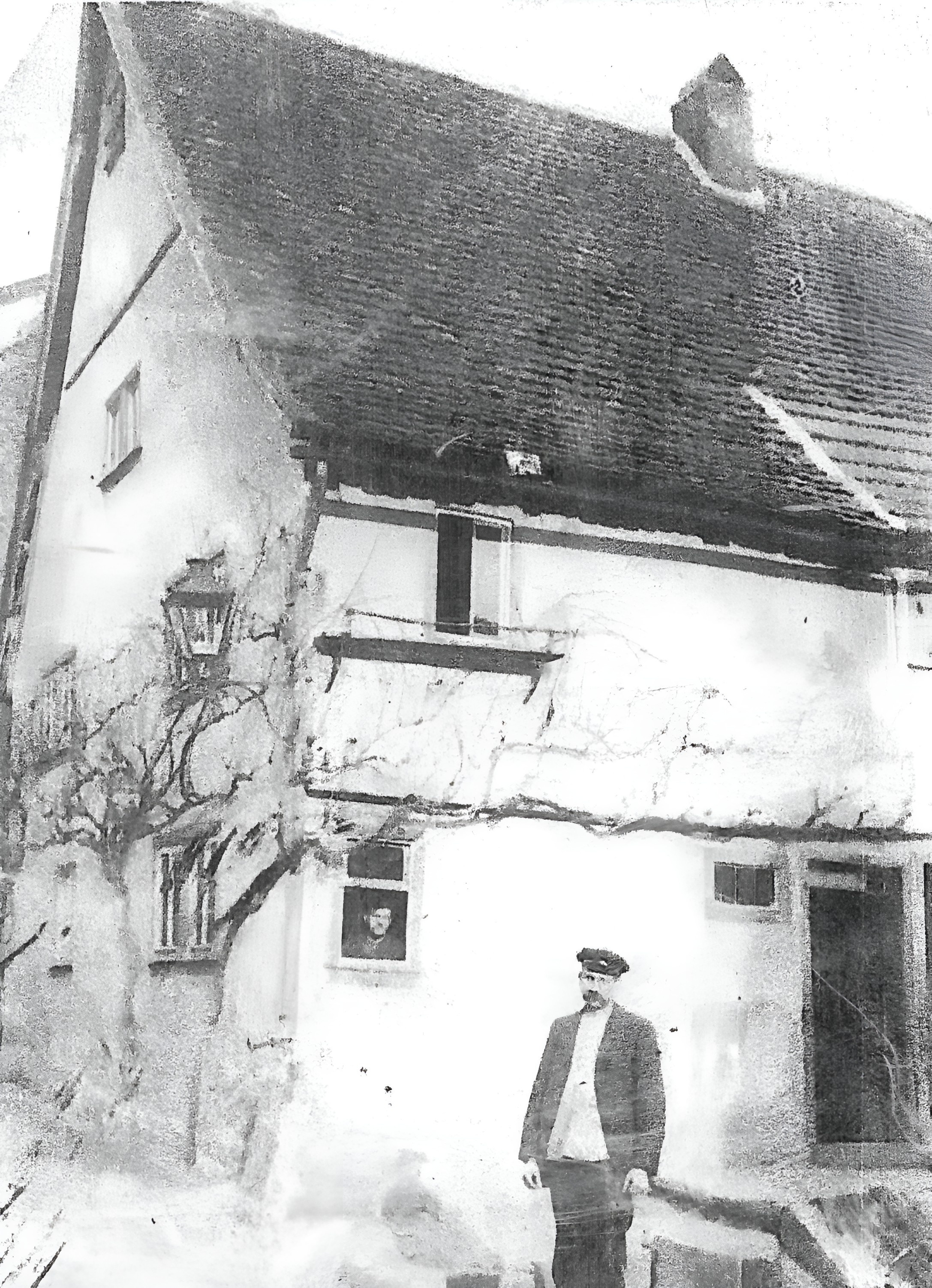 Die Trennfurter Straße 67 (früher Hauptstraße 10, dann 29) um 1910