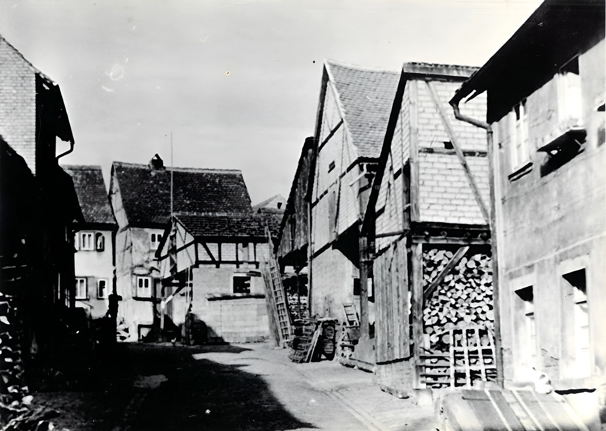 Blick von der Trennfurter Straße in die Magdalenengasse