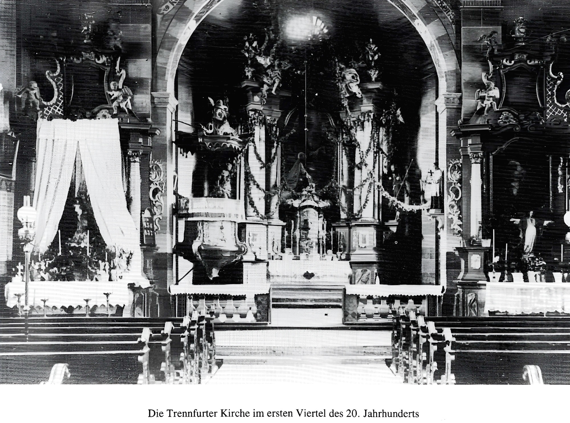 Innenansicht der Pfarrkirche St. Maria Magdalena